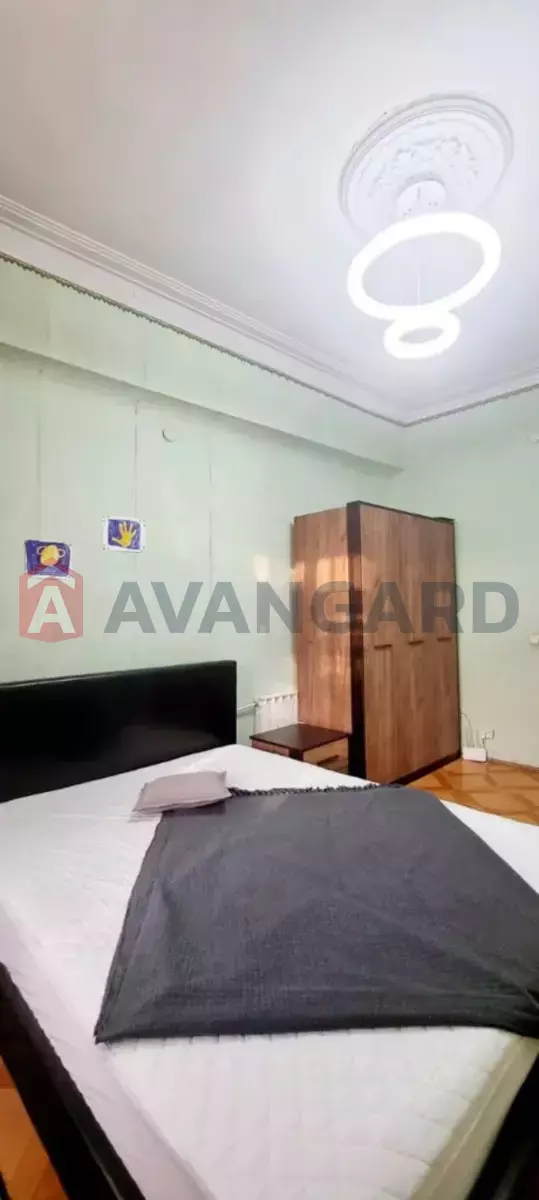 2 ��. ��������, 51/25/9 ��. �., 4/5 ������ ���� 10