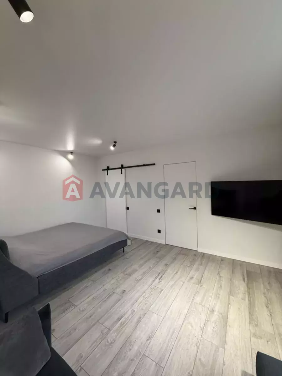 2 ��. ��������, 60/-/15 ��. �., 12/12 ������ ���� 12