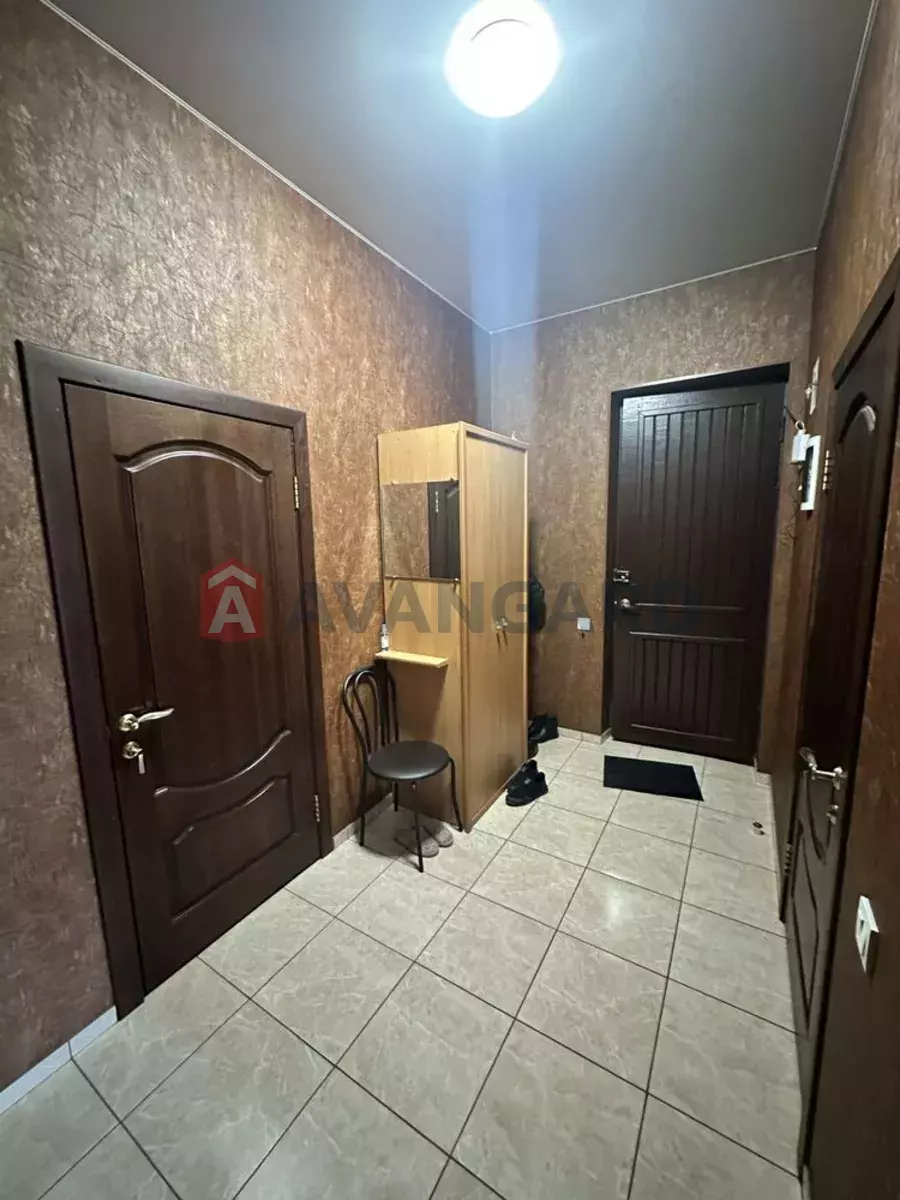 3 ����. ��������, 71/-/10 ��. �., 3/5 ���� ���� 7