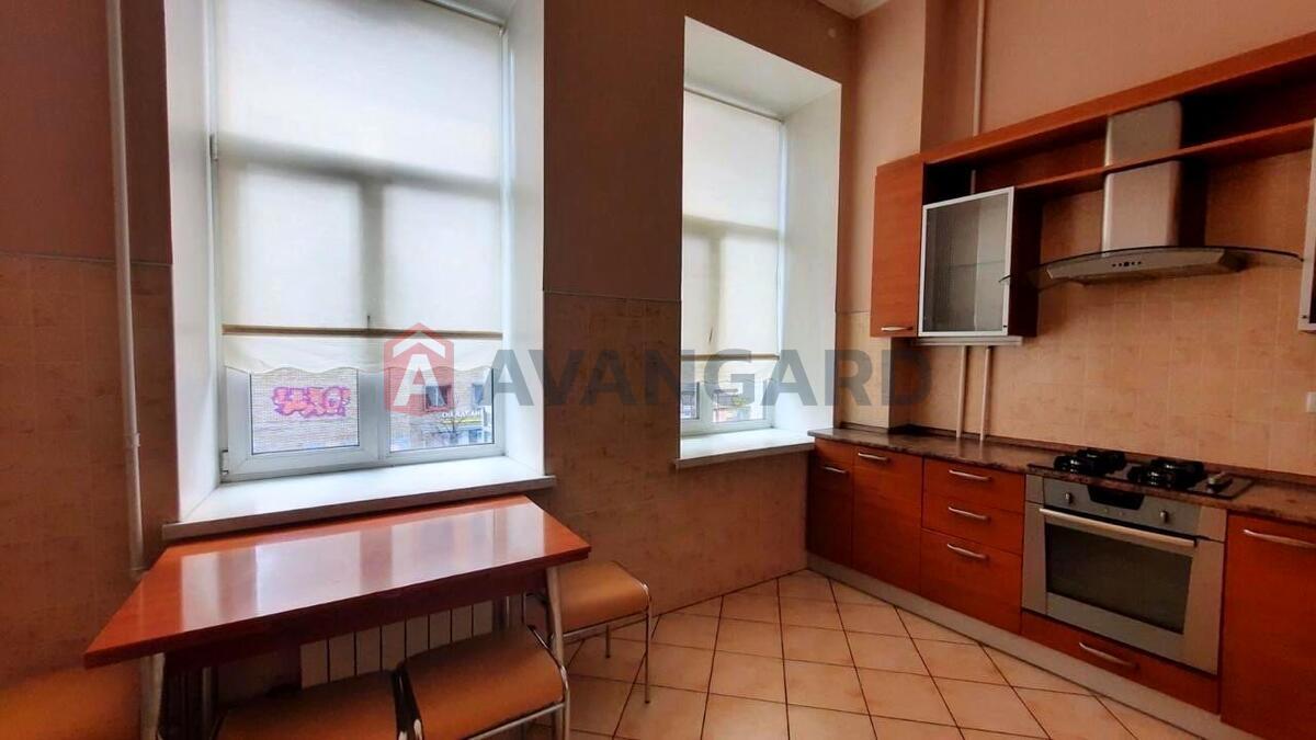 2 ��. ��������, 63.8 / 36.3 / 12 �? ��. �., 2/5 ������ ���� 7