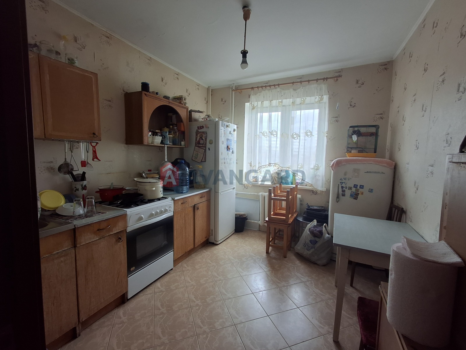 2 ��. ��������, 52,5/30.3/9.7 ��. �., 4/10 ������ ���� 1