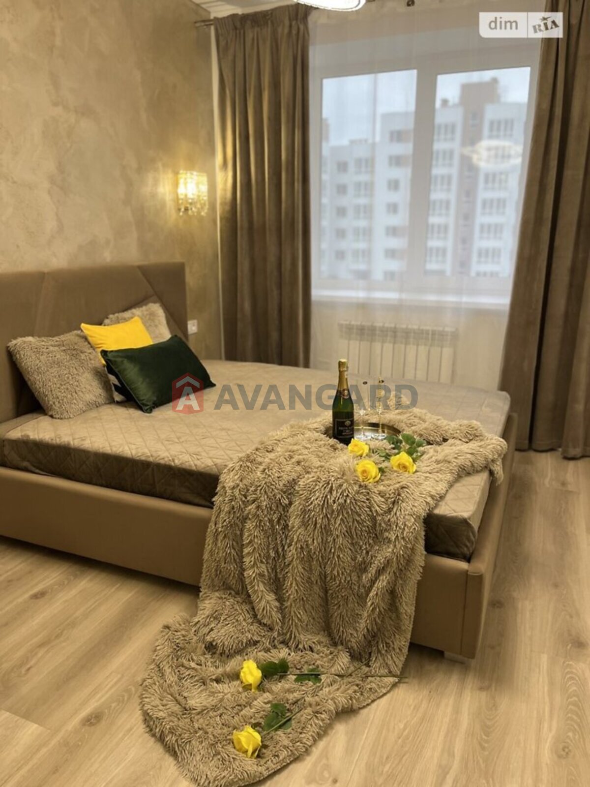 2 ��. ��������, 70/32/26 ��. �., 4/8 ������ ���� 9