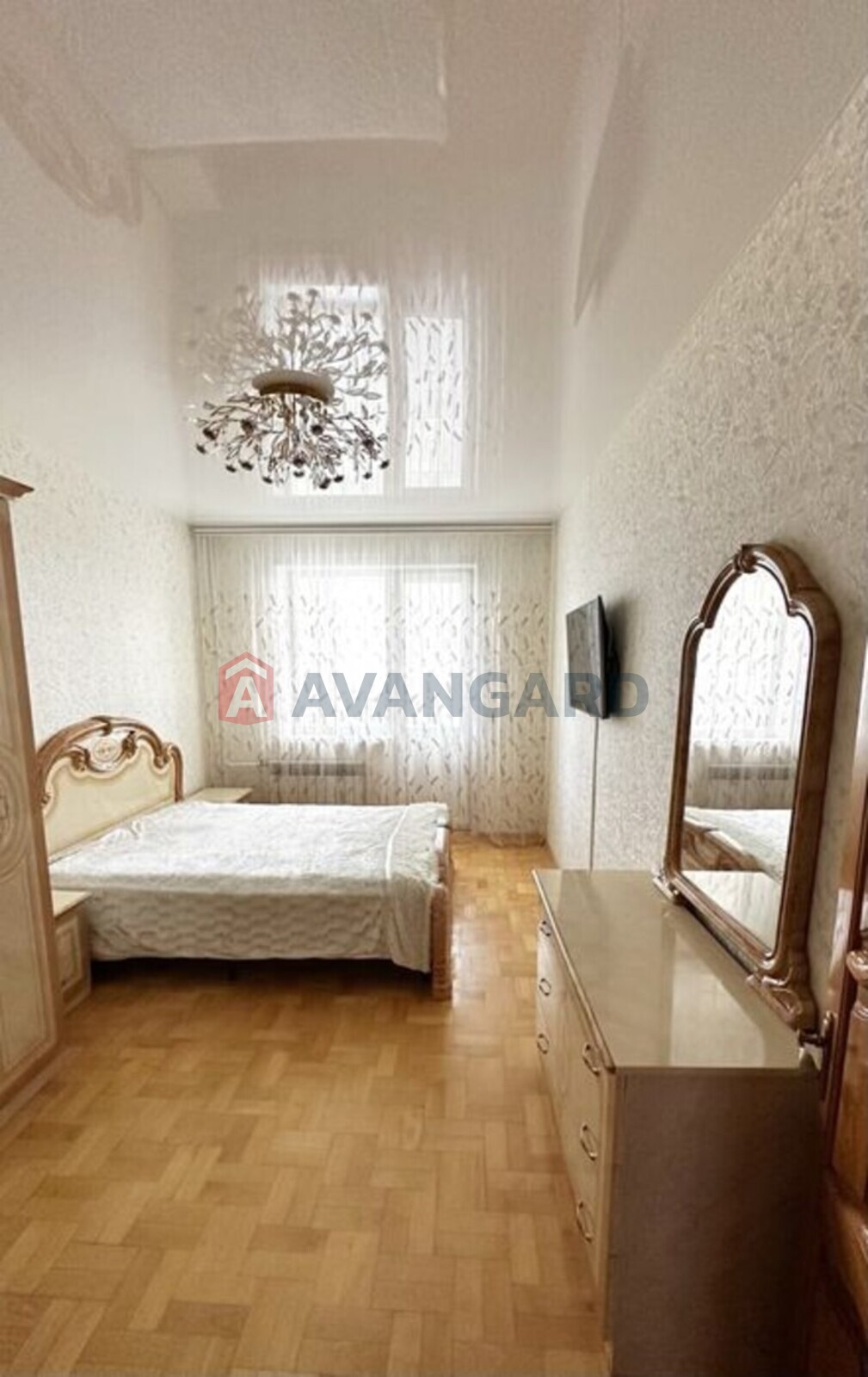 3 ��. ��������, 67/-/12 ��. �., 8/10 ������ ���� 5