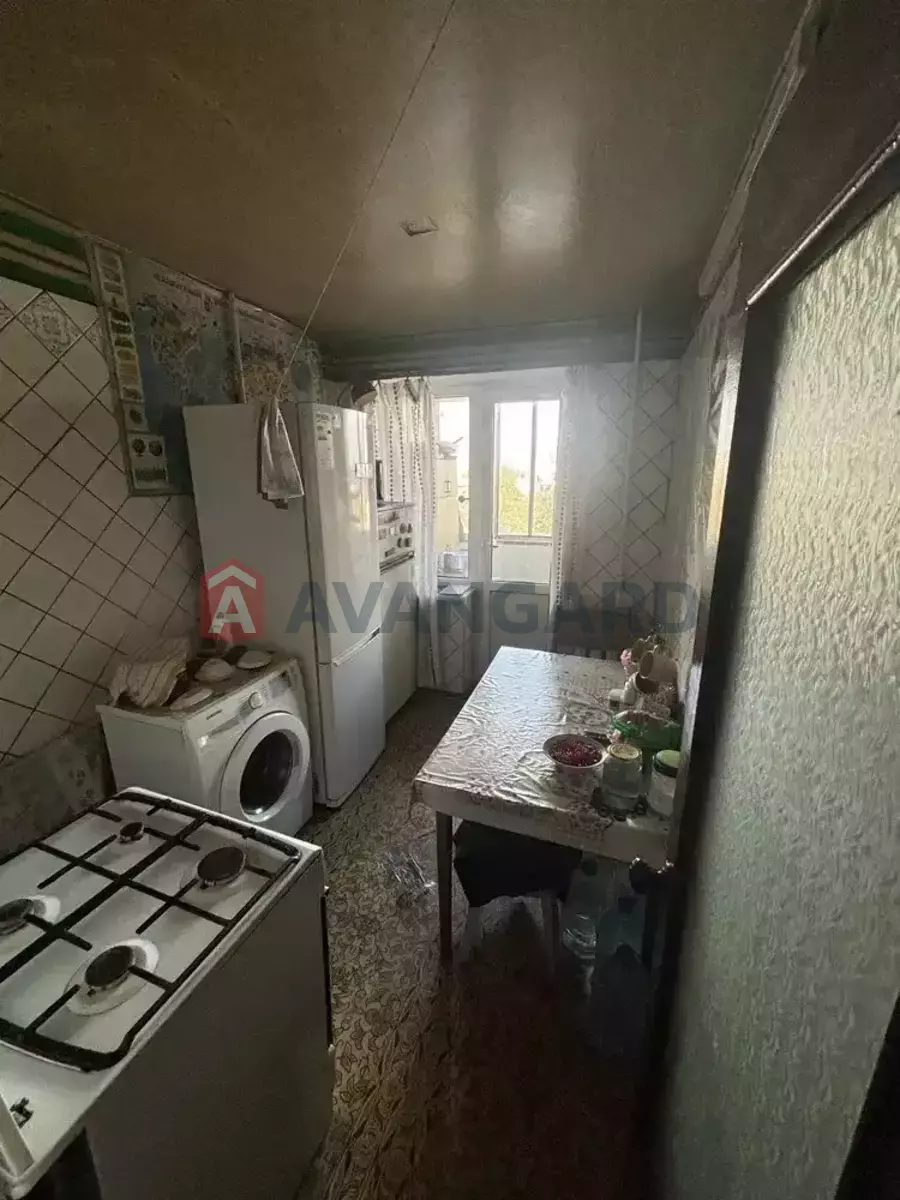 3 ��. ��������, 60/-/10 ��. �., 5/9 ������ ���� 12