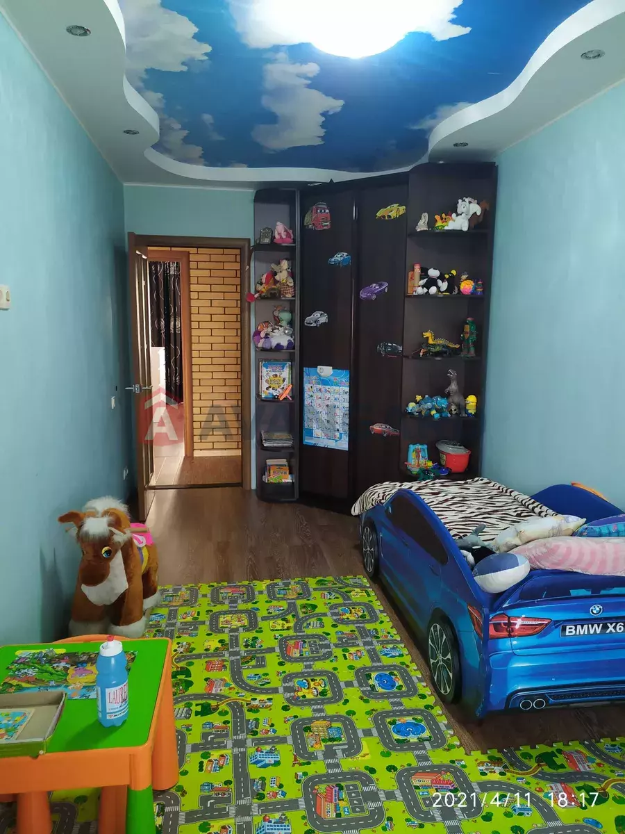 3 ��. ��������, 63/-/8 ��. �., 7/9 ������ ���� 10