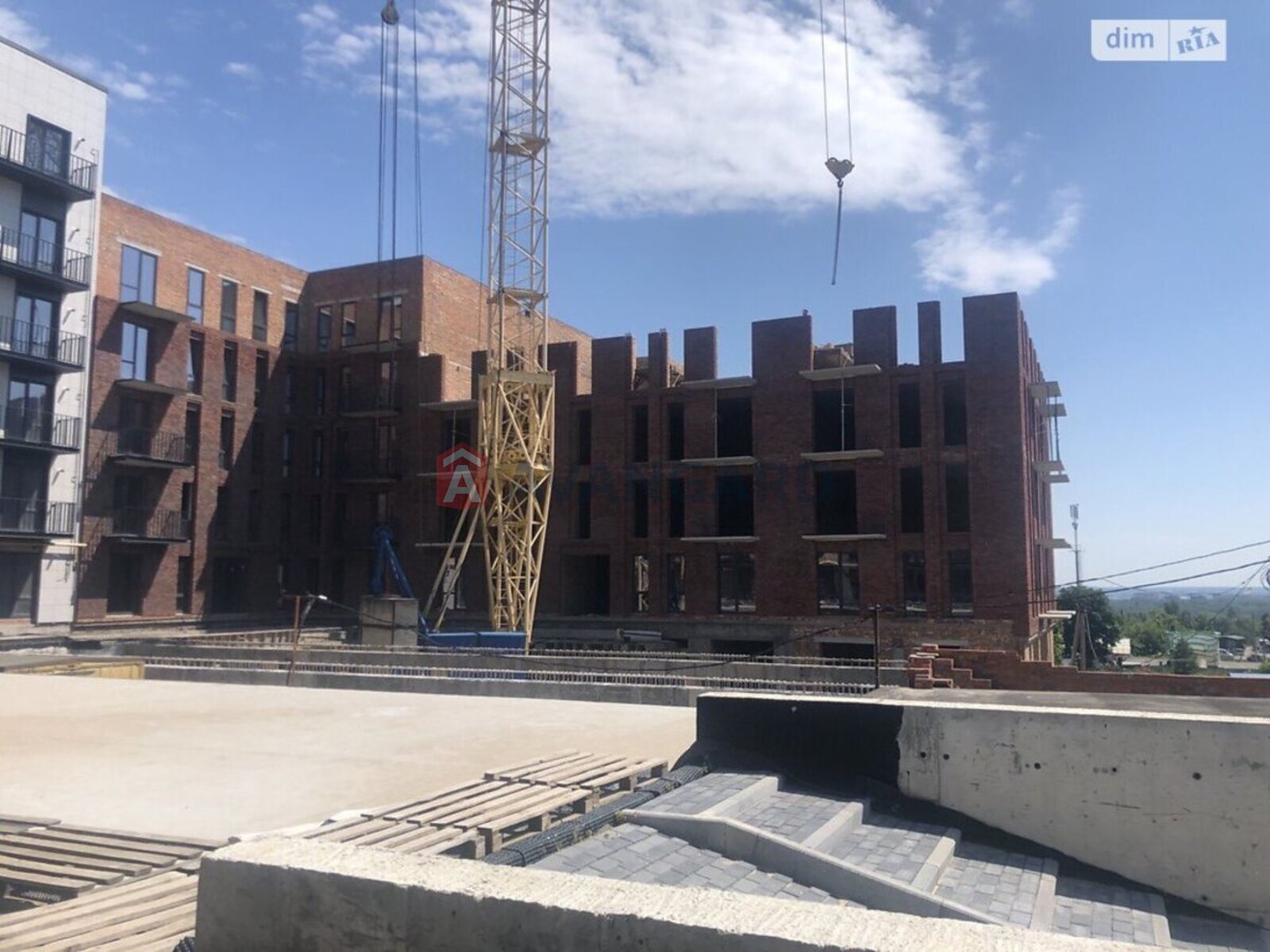 1 ��. ��������, 49/-/- ��. �., 5/5 ������ ���� 11