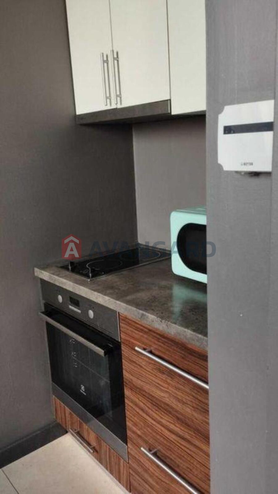 2 ��. ��������, 49/-/4 ��. �., 9/10 ������ ���� 7