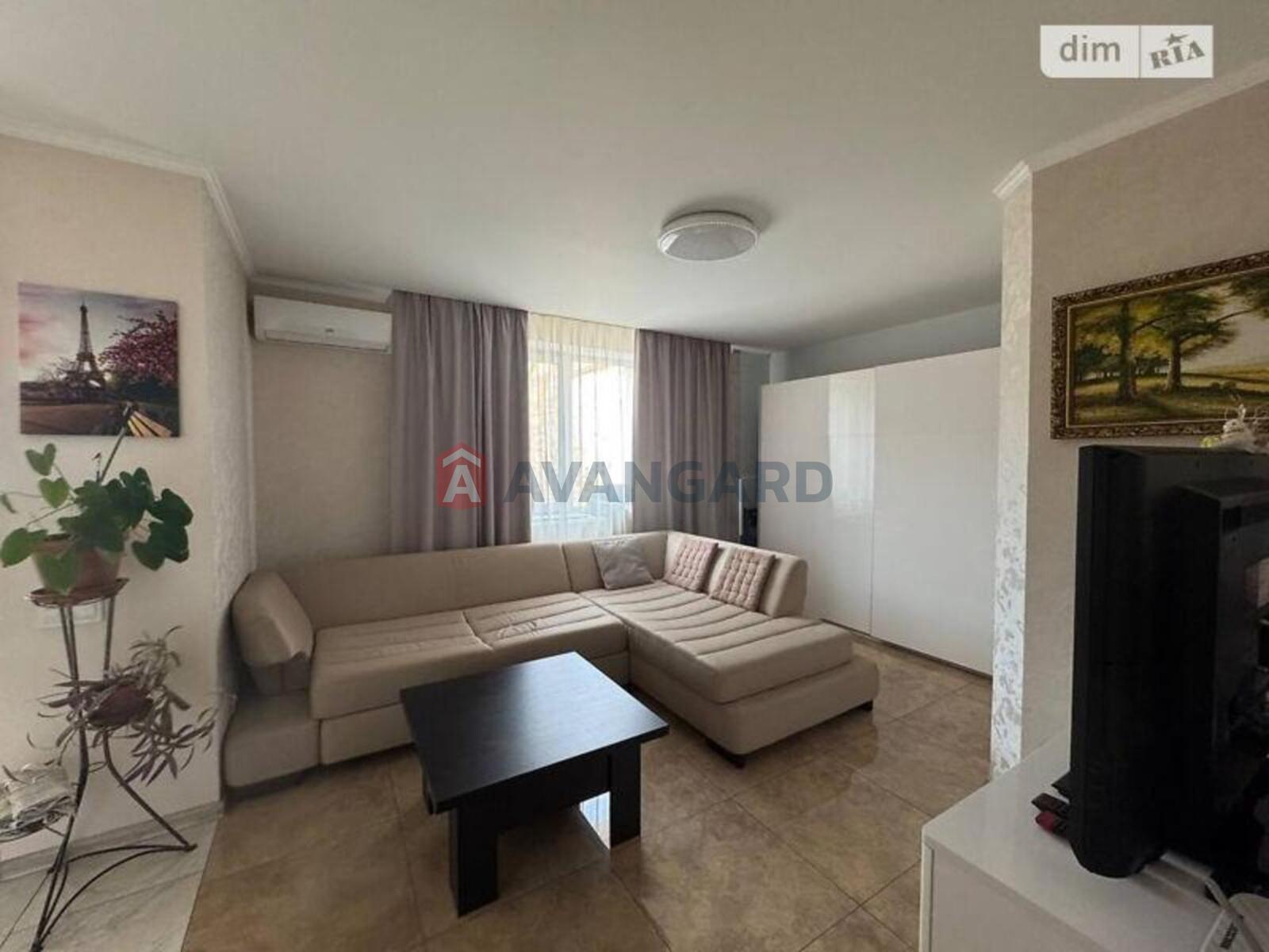 2 ��. ��������, 55/33/11 ��. �., 2/5 ������ ���� 5