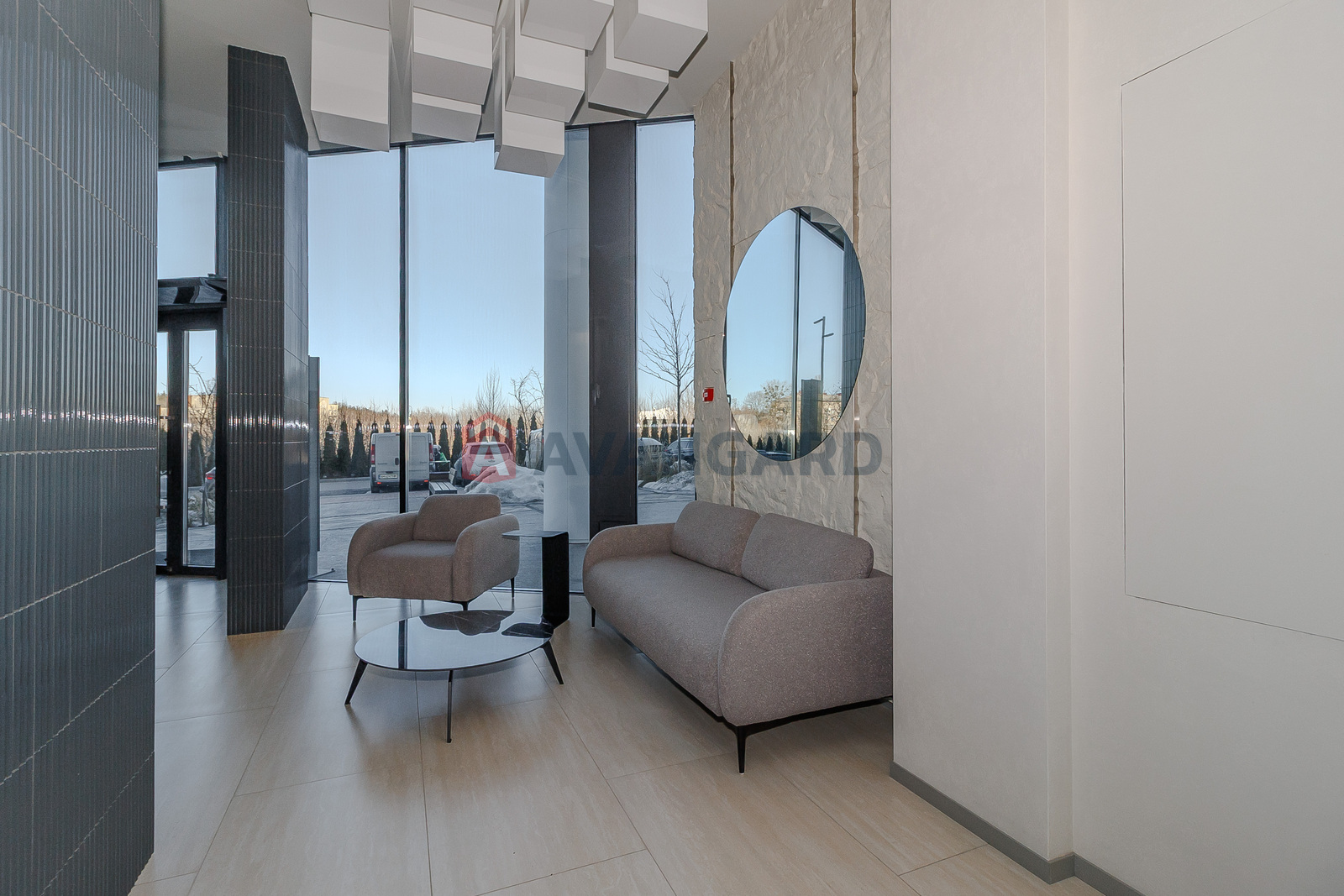 3 ��. ��������, 107/45,73/35,70 ��. �., 11/13 ������ ���� 9