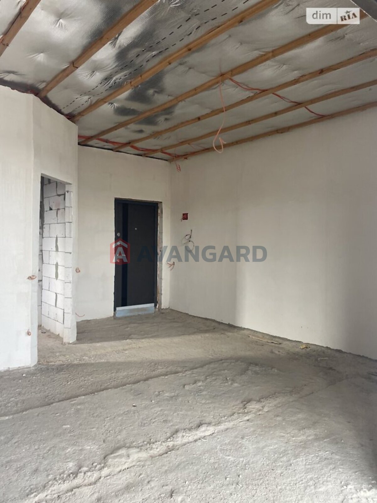 1 ��. ��������, 33/28/4 ��. �., 3/3 ������ ���� 7