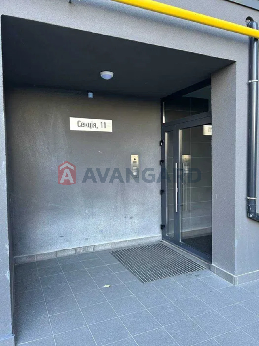 1 ����. ��������, 48/14.5/18 ��. �., 4/10 ���� ���� 17