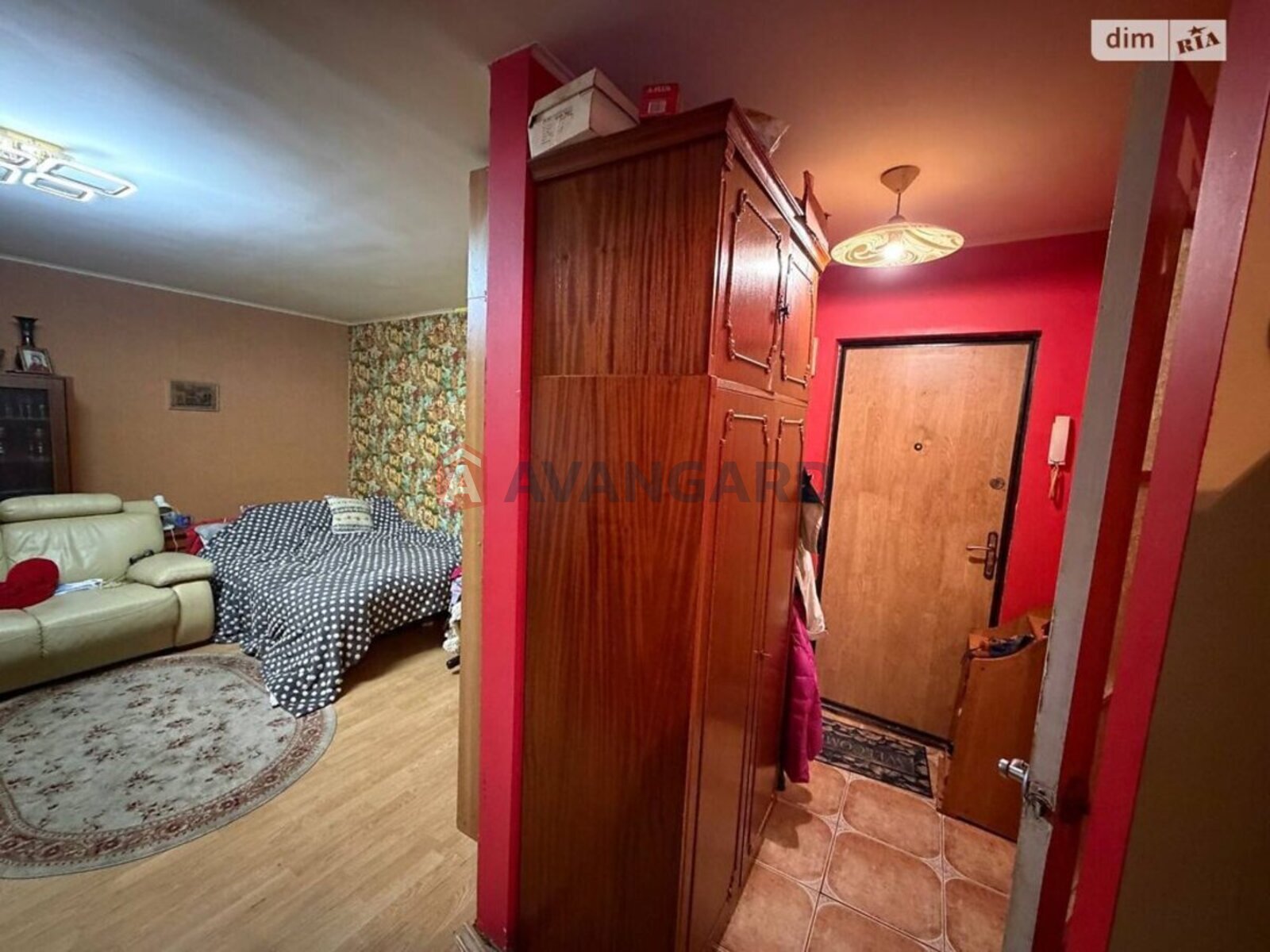 1 ��. ��������, 29/16/5 ��. �., 9/9 ������ ���� 8