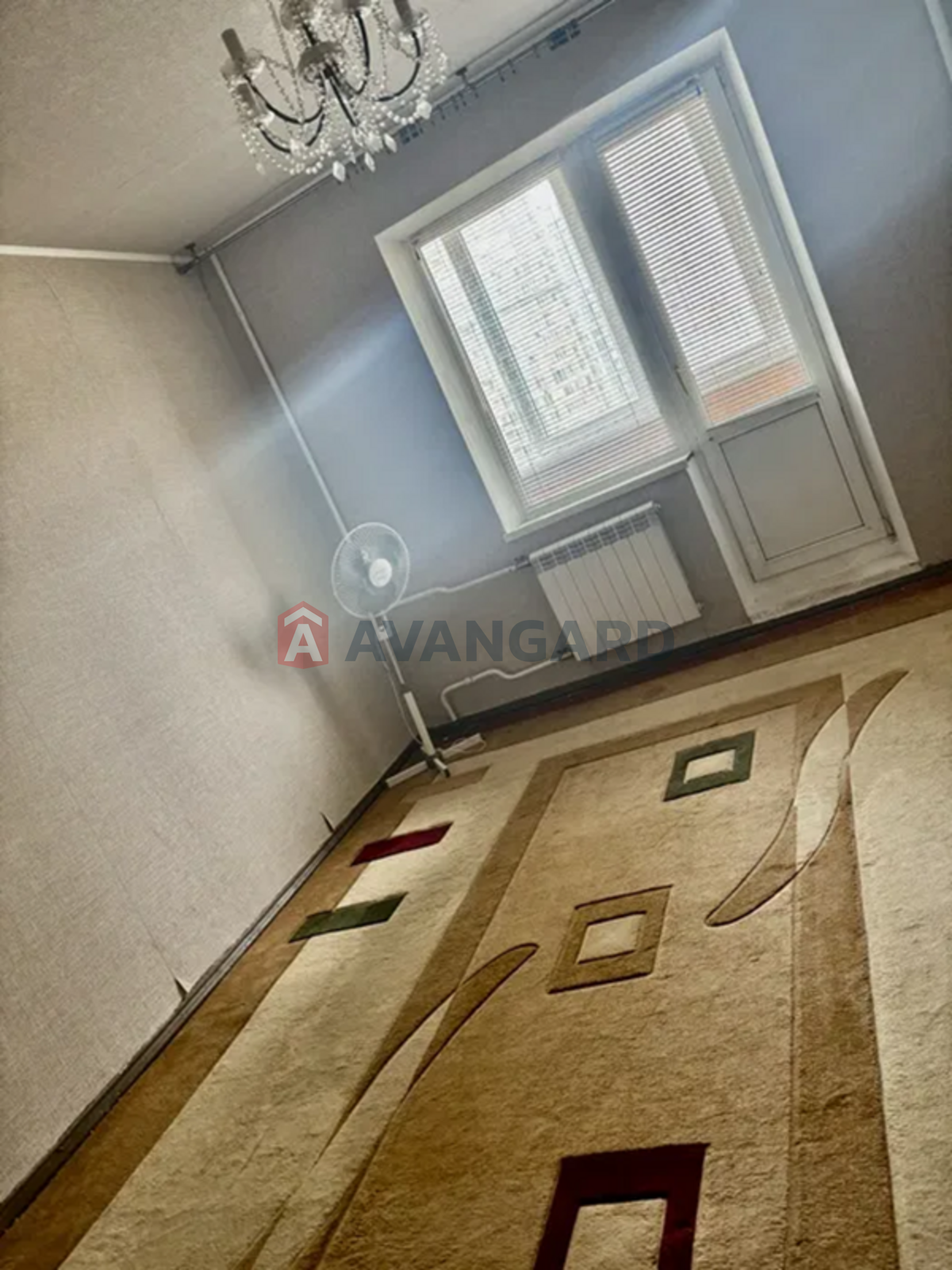 3 . , 70/-/7 . ., 9/9   8