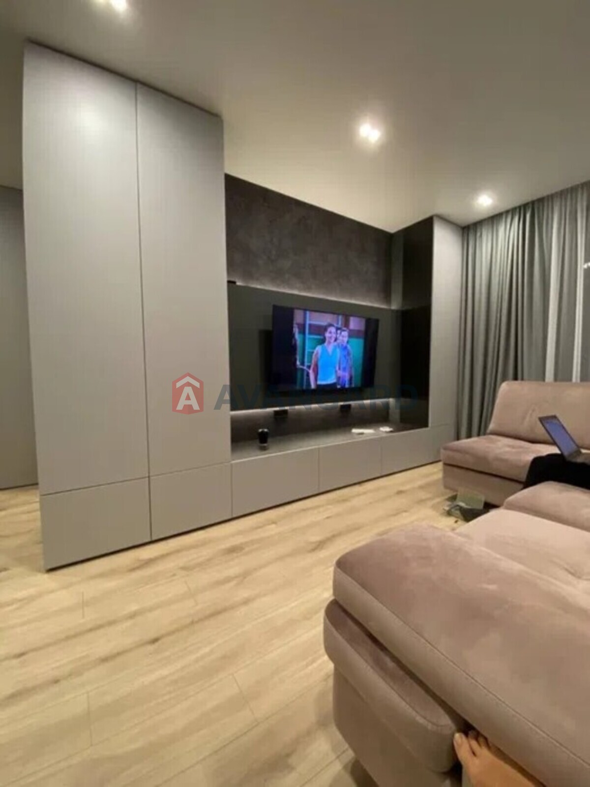 1 ��. ��������, 46/-/20 ��. �., 2/20 ������ ���� 3