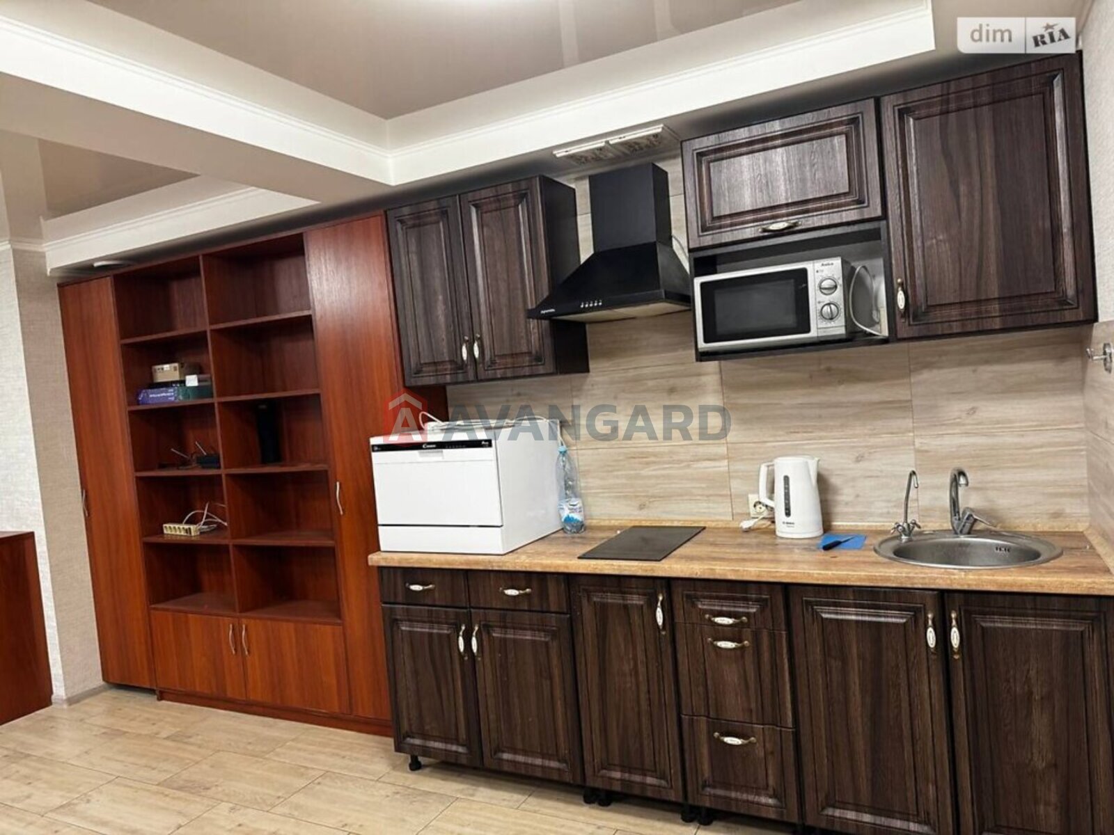 1 ��. ��������, 36/-/11 ��. �., 1/9 ������ ���� 8