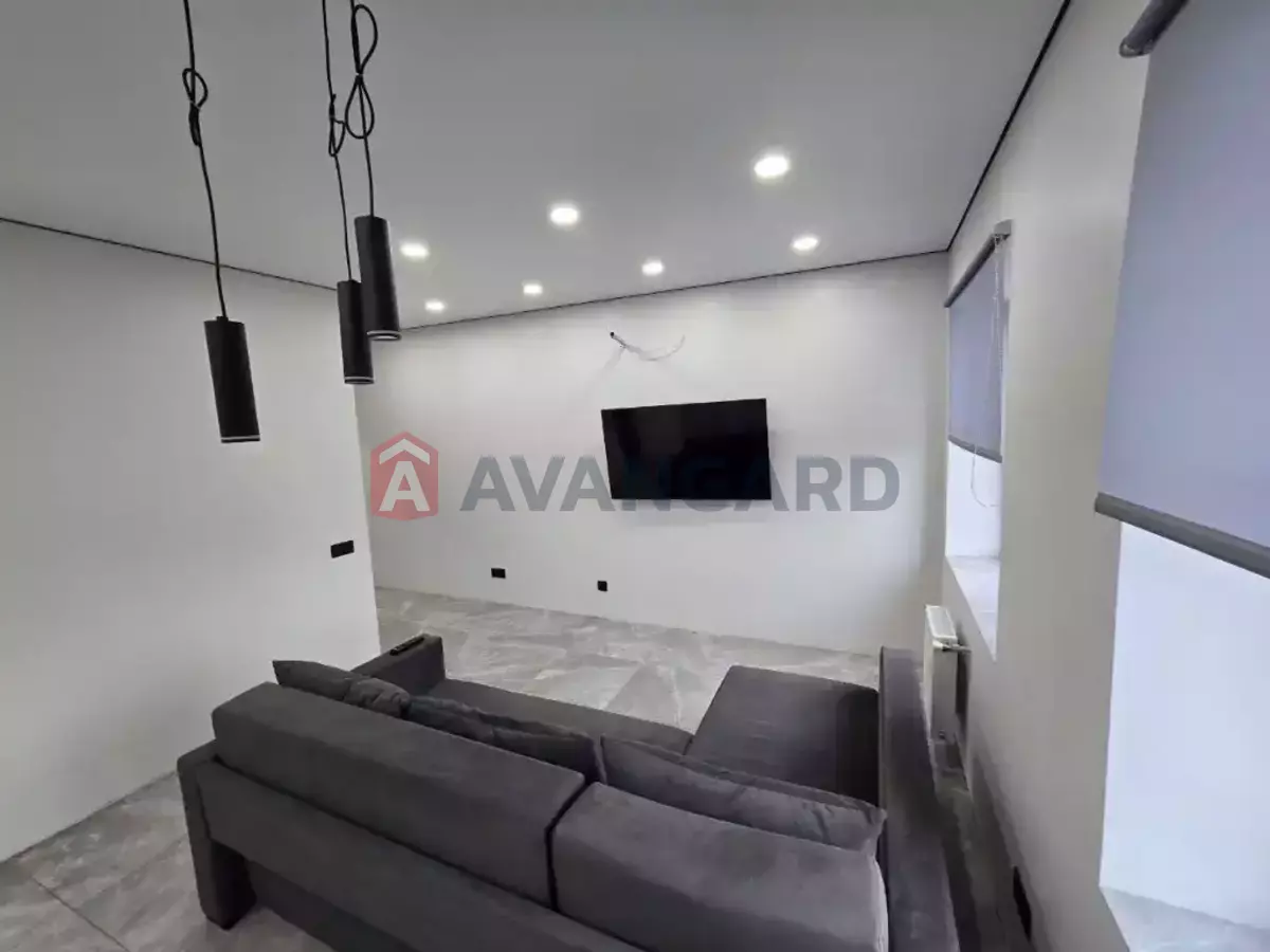 3 . , 56/-/- . ., 2/4   5