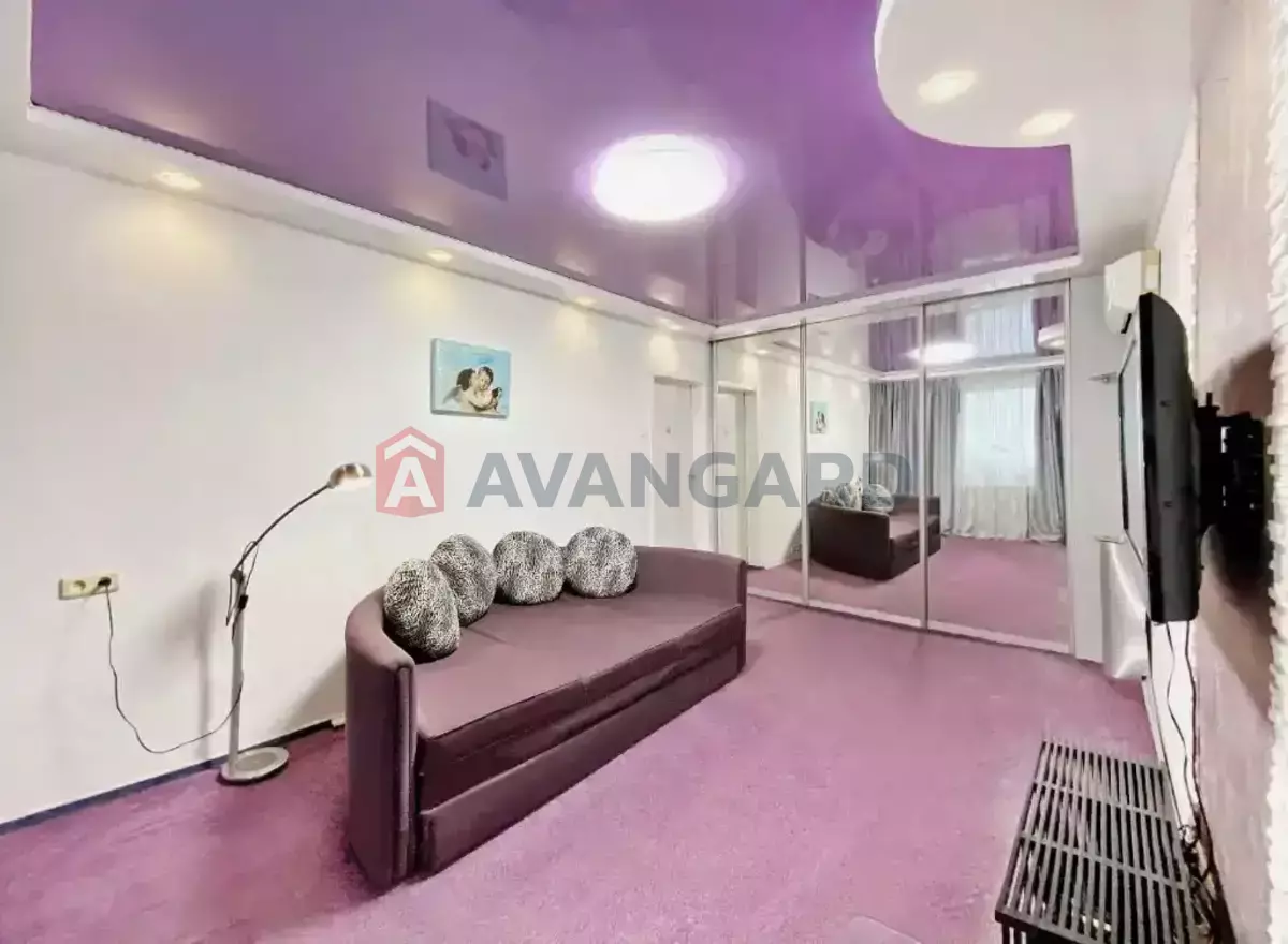 2 ��. ��������, 53/29/9 ��. �., 13/16 ������ ���� 8