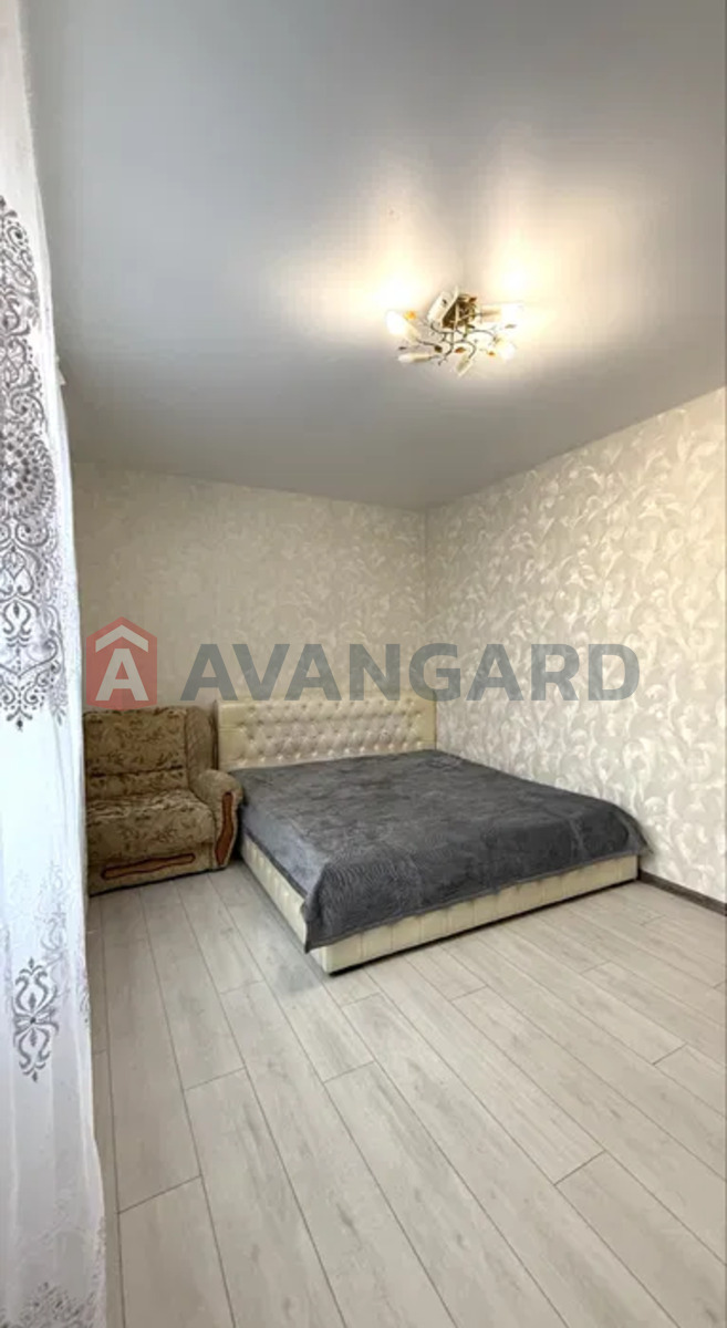 1 ��. ��������, 35/-/15 ��. �., 2/5 ������ ���� 3