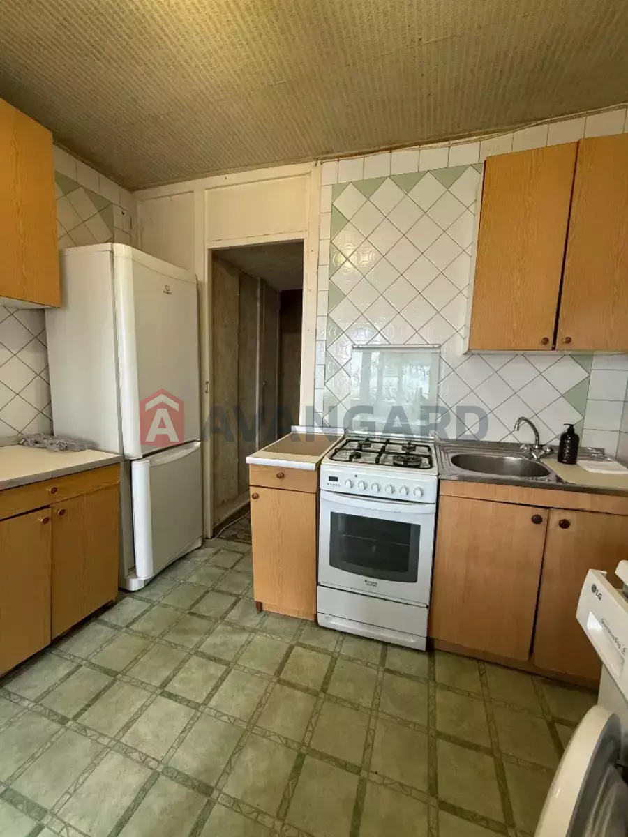 2 ����. ��������, 56/28/8 ��. �., 11/16 ���� ���� 24