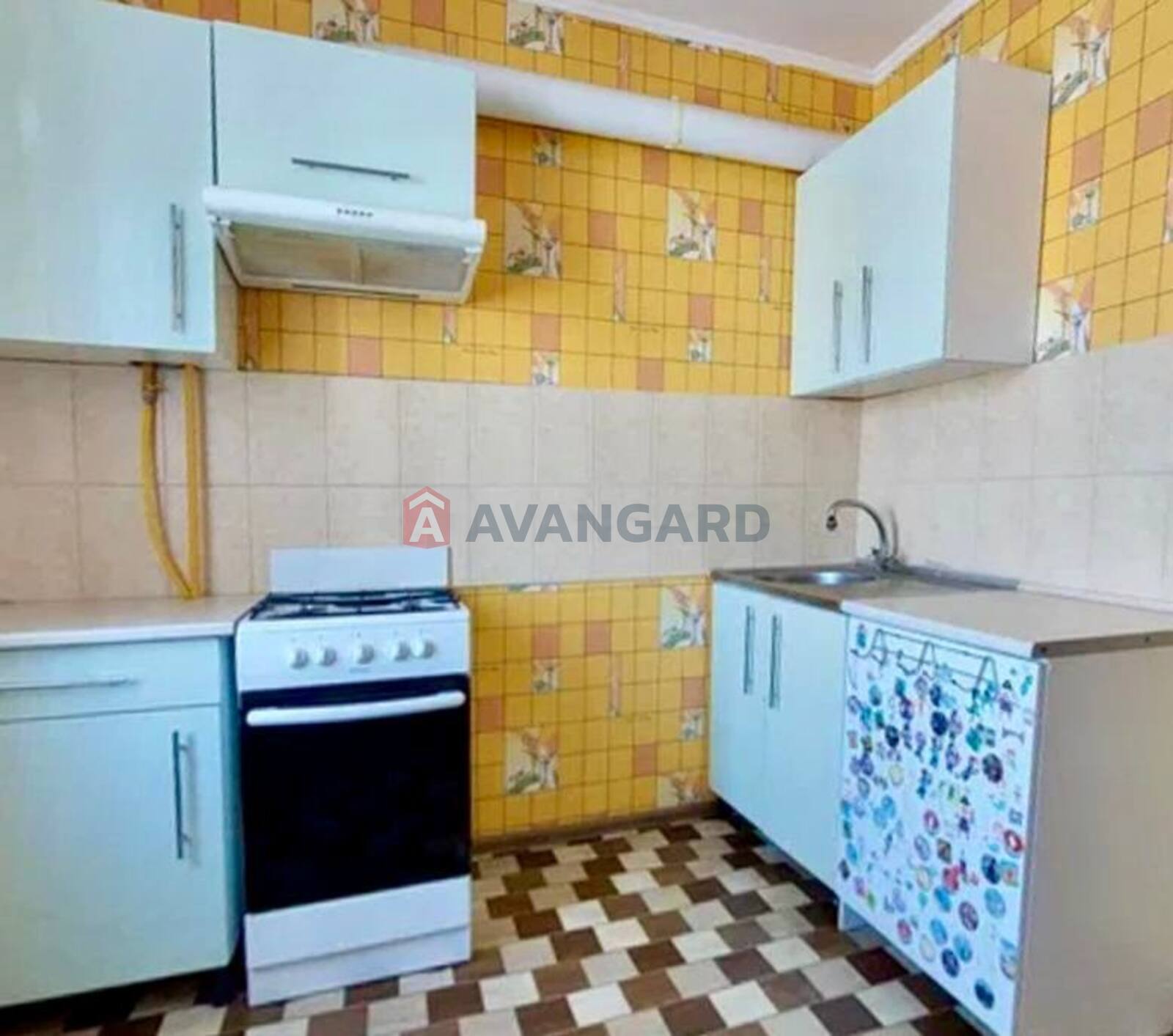 1 ����. ��������, 38/-/9 ��. �., 9/9 ���� ���� 5