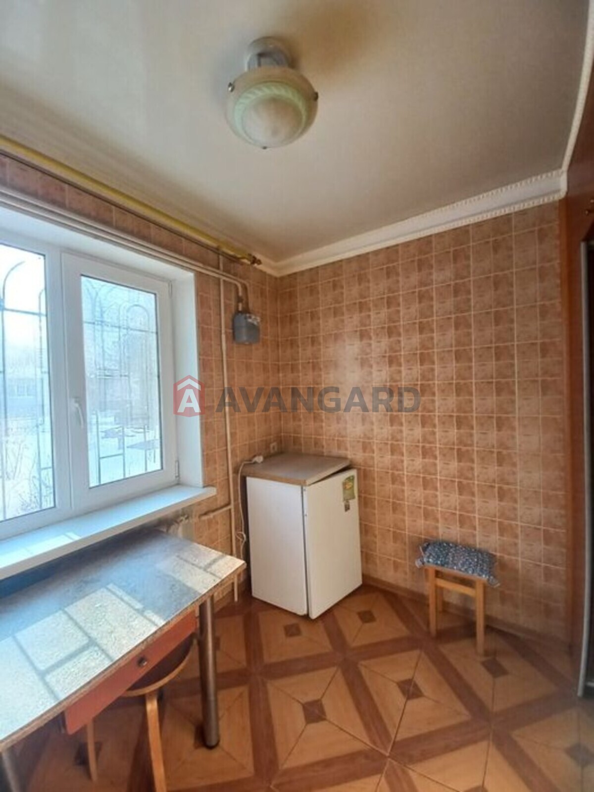 1 ����. ��������, 29/-/6 ��. �., 1/5 ���� ���� 3