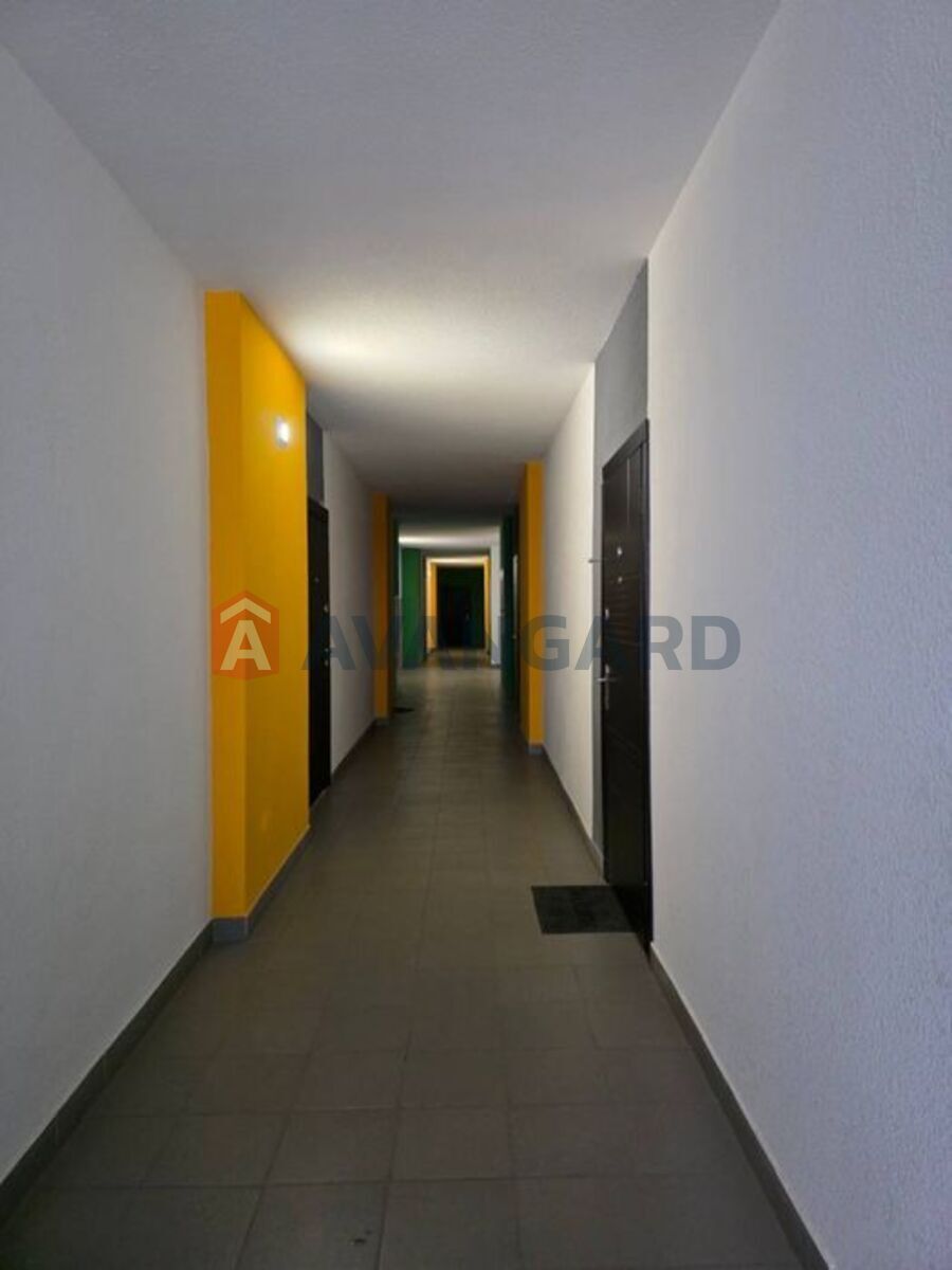 1 ��. ��������, 36/-/12 ��. �., 9/10 ������ ���� 14