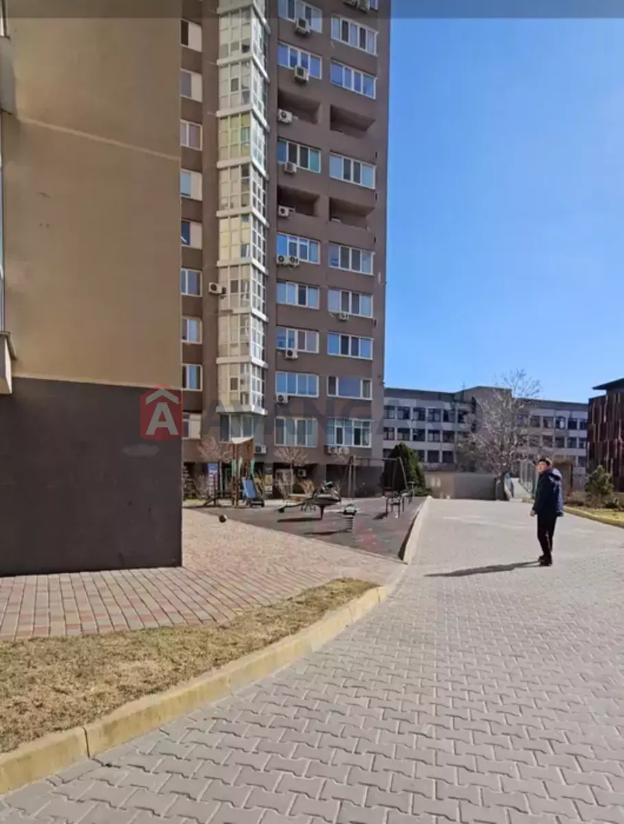 3 ��. ��������, 73/-/15 ��. �., 13/16 ������ ���� 7