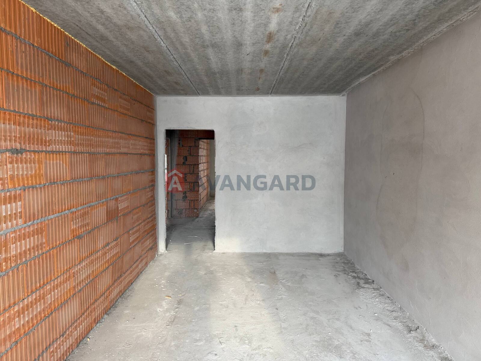 2 ����. ��������, 73/40/15 ��. �., 8/11 ���� ���� 15