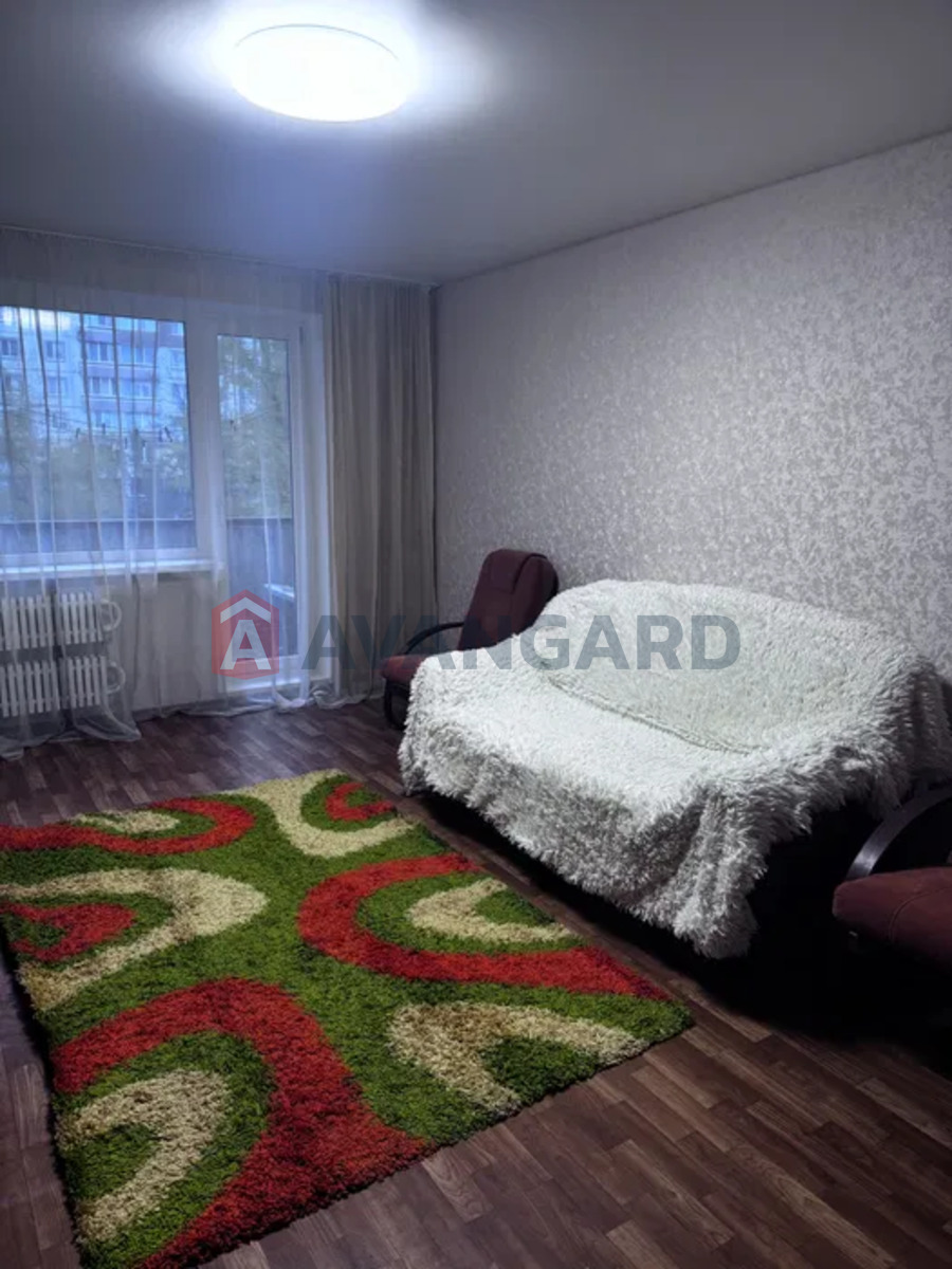 2 ��. ��������, 52/-/7 ��. �., 4/10 ������ ���� 3