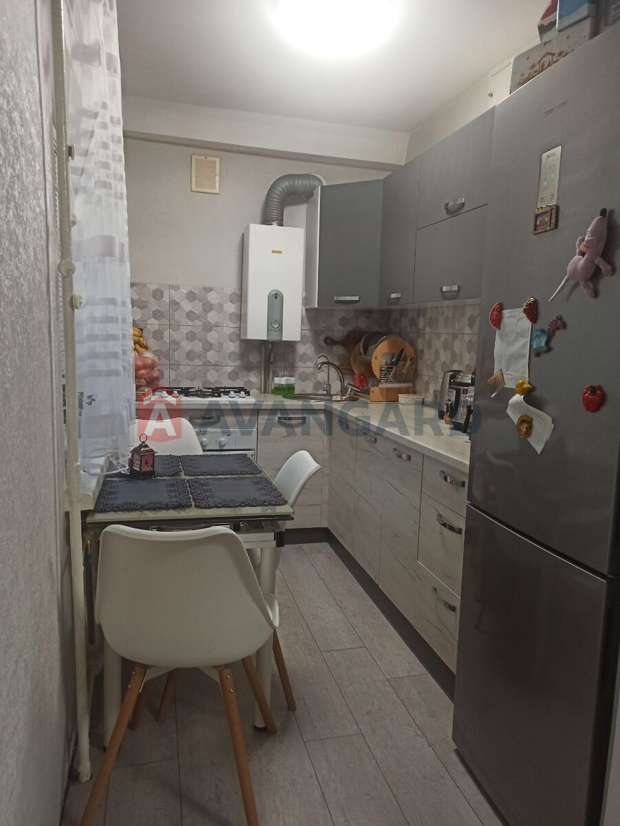 3 ����. ��������, 53/-/6 ��. �., 3/5 ���� ���� 2