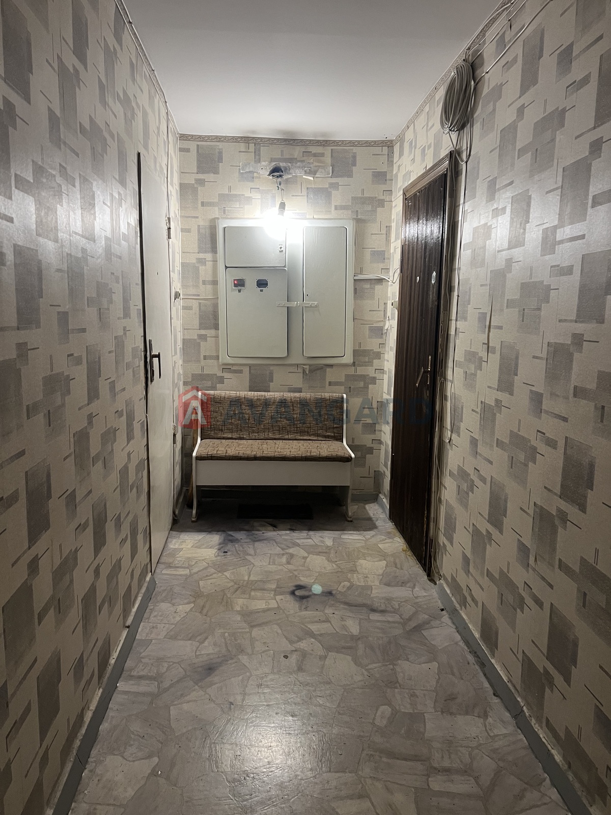 3 ����. ��������, 66/-/9 ��. �., 3/9 ���� ���� 12