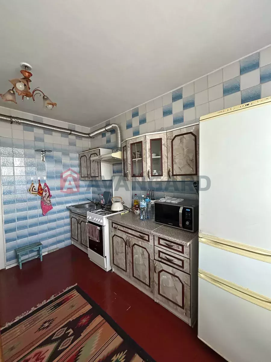 4 ��. ��������, 84/-/10 ��. �., 6/9 ������ ���� 6