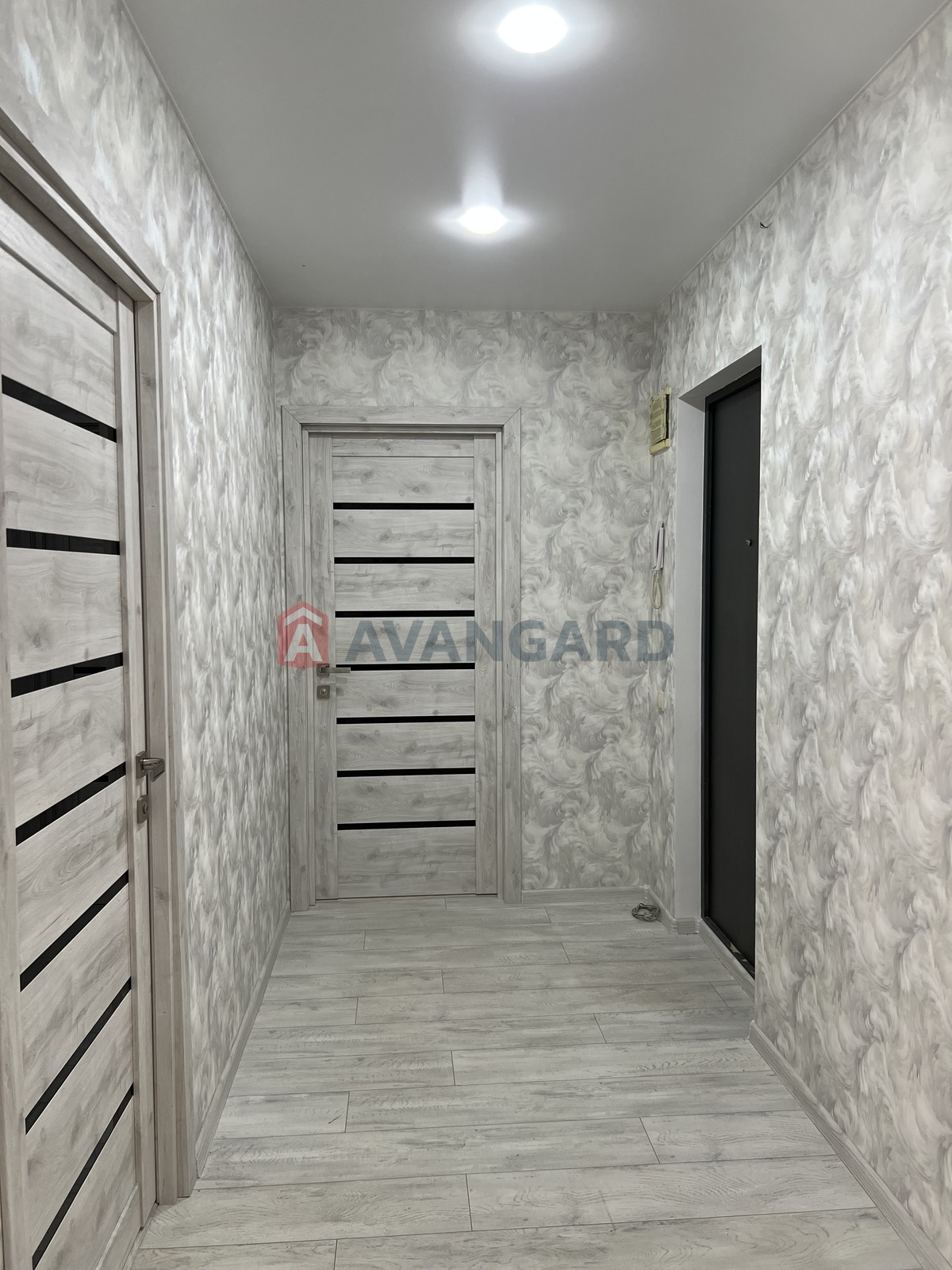 2 ��. ��������, 52/-/9 ��. �., 2/9 ������ ���� 15