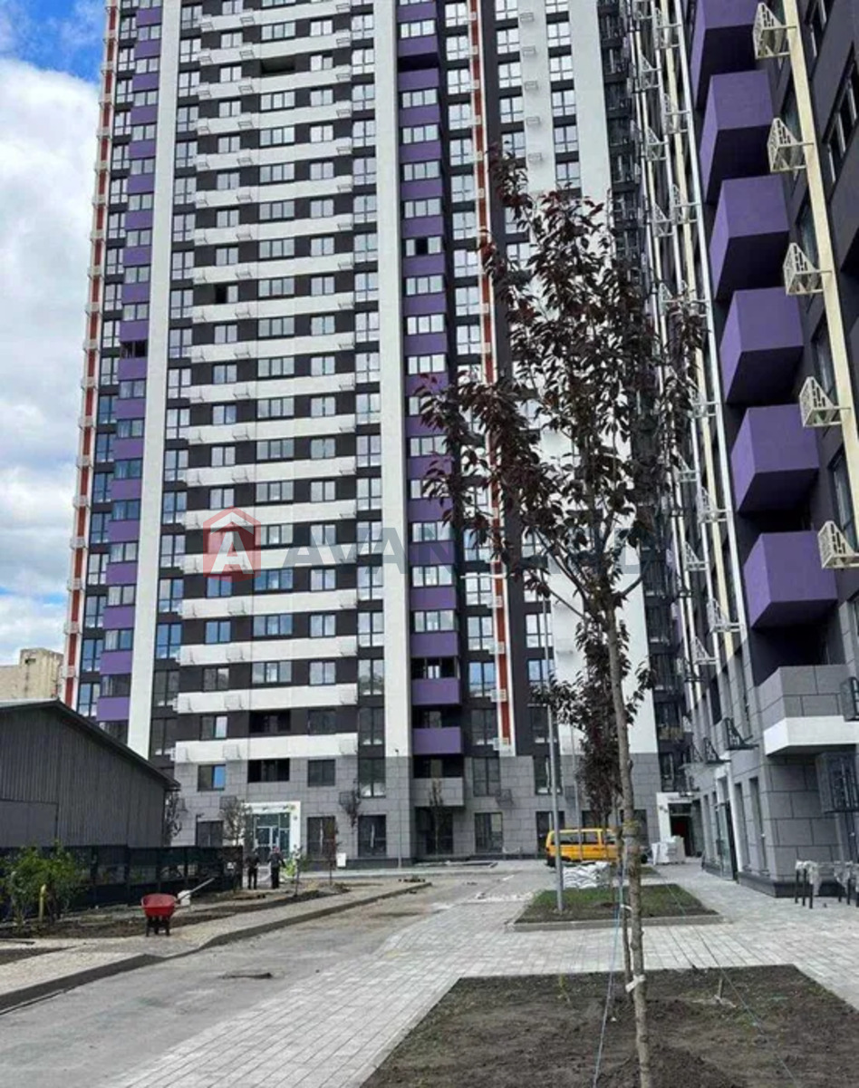 2 ��. ��������, 66/30.10/18.32 ��. �., 19/25 ������ ���� 5