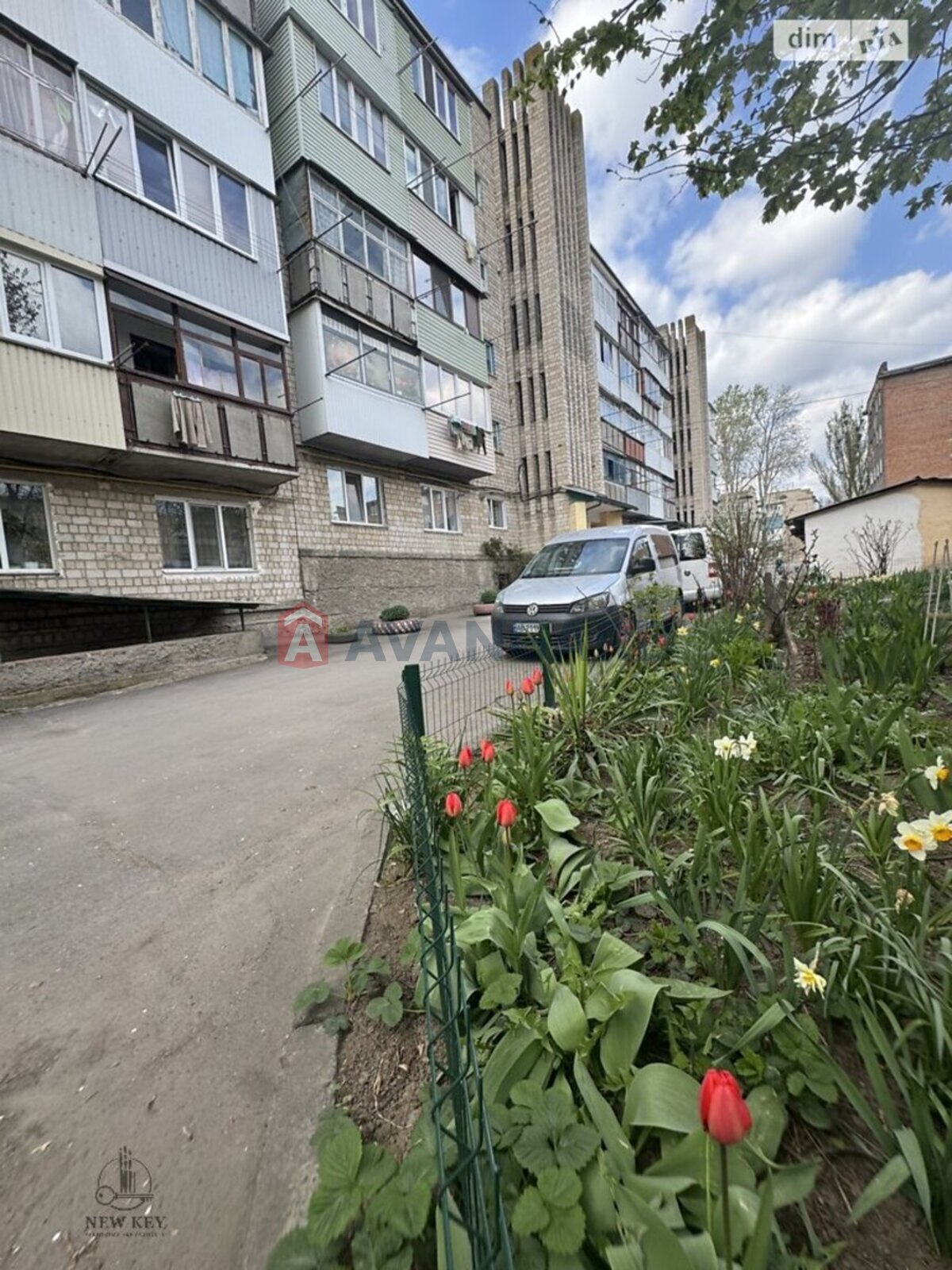 1 ��. ��������, 24/12/6 ��. �., 2/5 ������ ���� 2