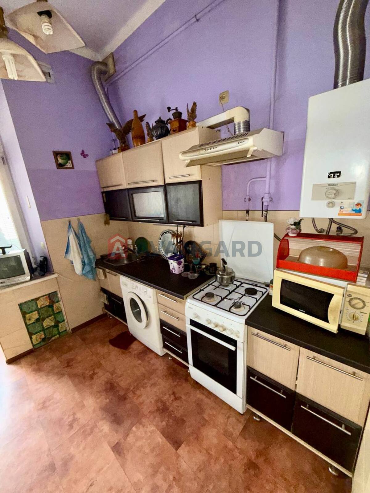 1 ��. ��������, 30/17/10 ��. �., 2/3 ������ ���� 7