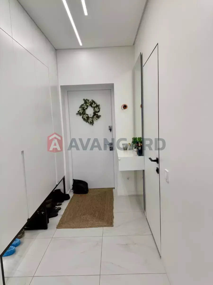 1 ����. ��������, 49/28/15 ��. �., 10/12 ���� ���� 10