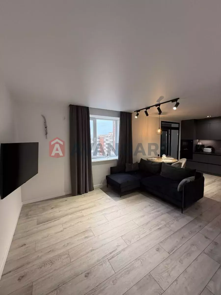 2 ��. ��������, 60/-/15 ��. �., 12/12 ������ ���� 6