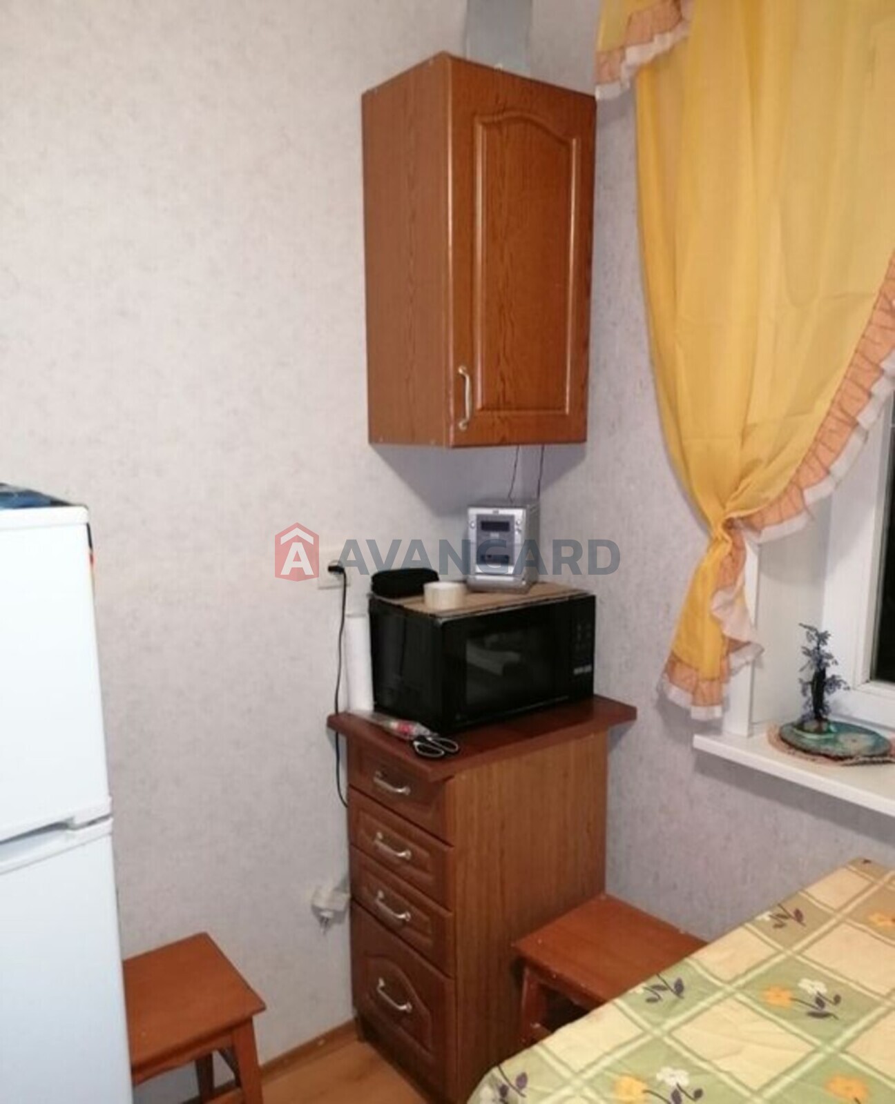 1 ����. ��������, 38/-/8 ��. �., 3/10 ���� ���� 13