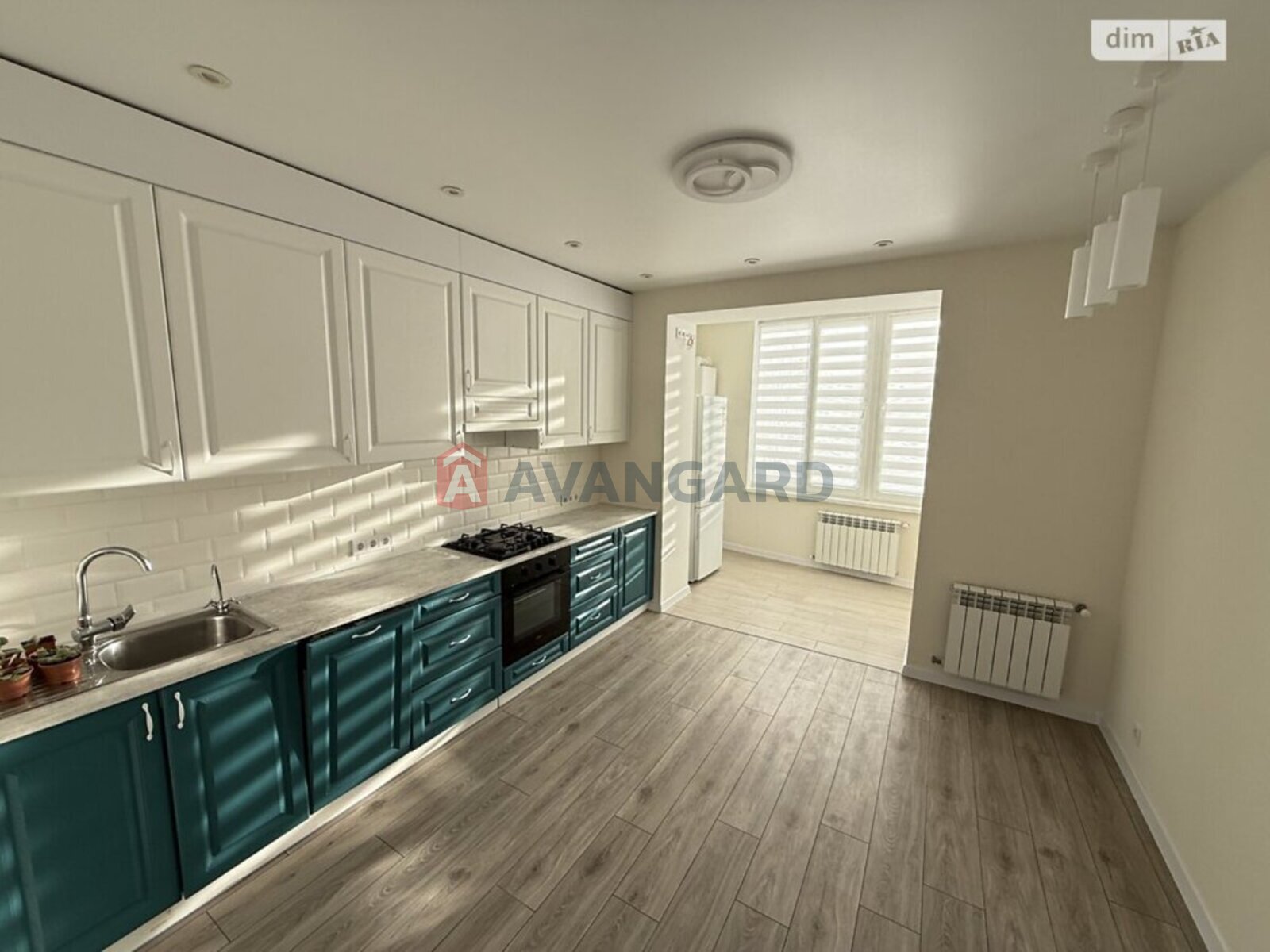 2 ��. ��������, 74/40/19 ��. �., 2/10 ������ ���� 1