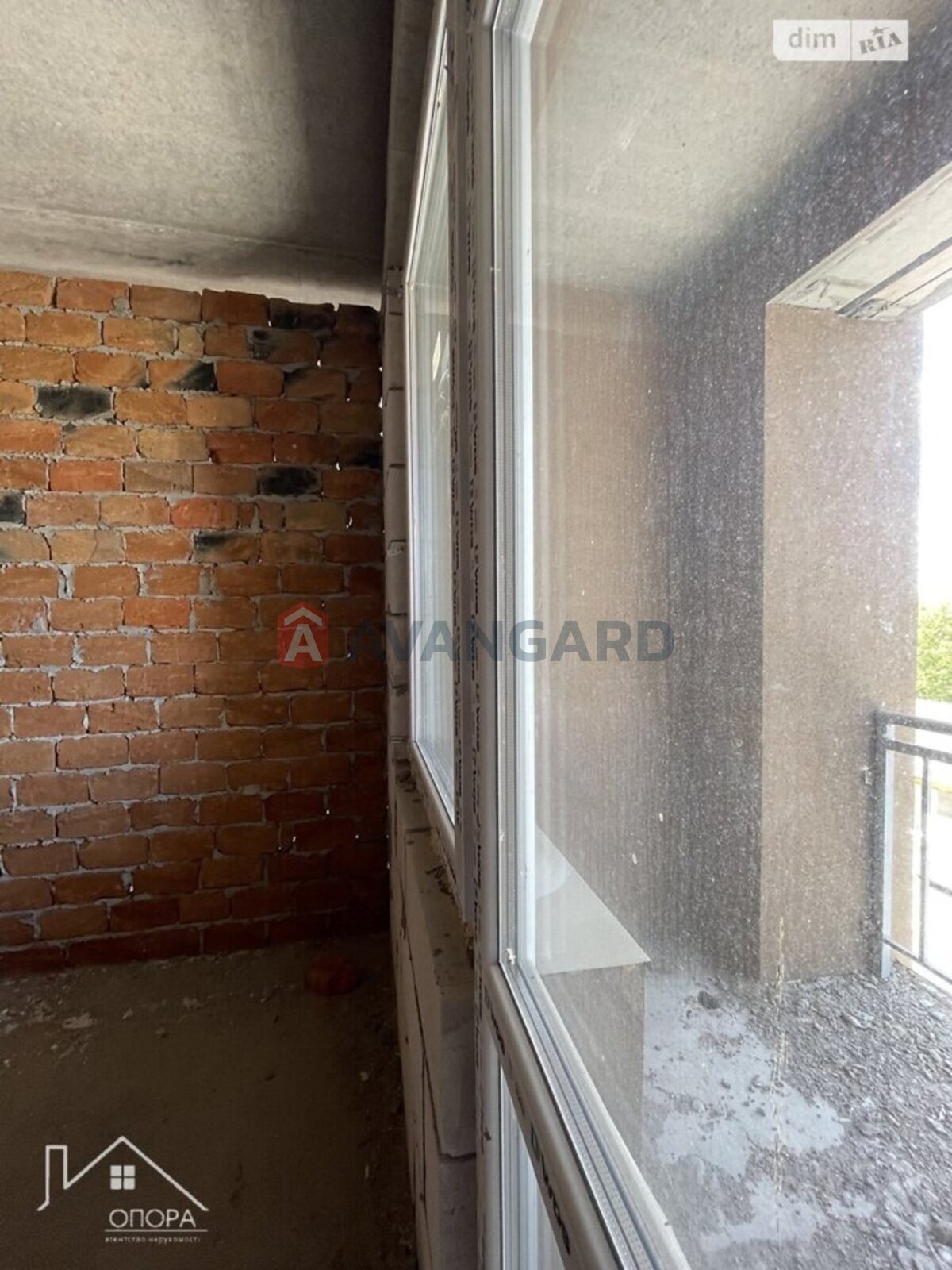 2 ��. ��������, 65/37/9 ��. �., 6/10 ������ ���� 4