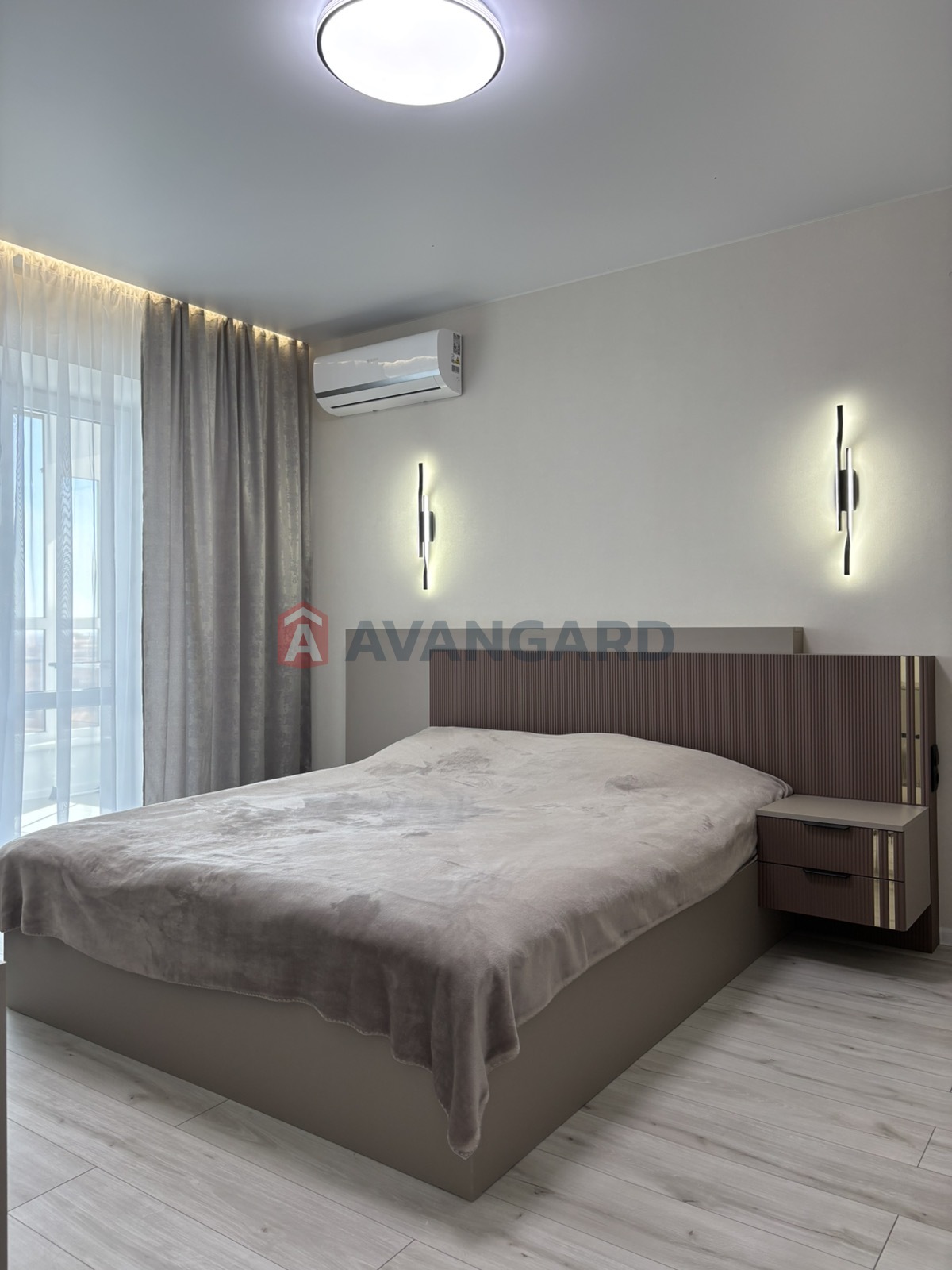 1 ��. ��������, 48,3/16,0/22,8 ��. �., 12/17 ������ ���� 2