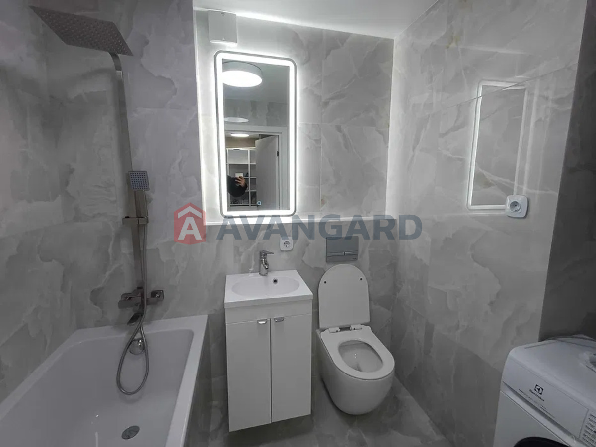 2 ��. ��������, 41/-/15 ��. �., 14/25 ������ ���� 7