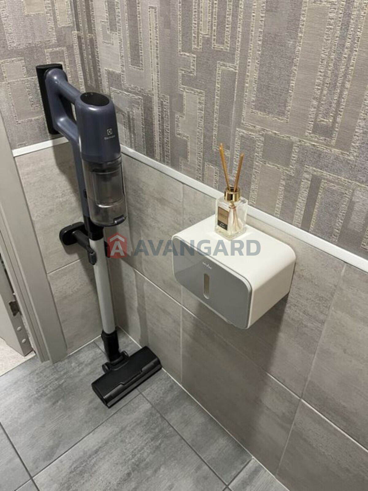 2 ����. ��������, 56/-/25 ��. �., 2/7 ���� ���� 5