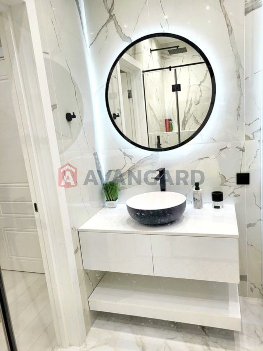 4 ��. ��������, 163/-/- ��. �., 2/2 ������ ���� 12