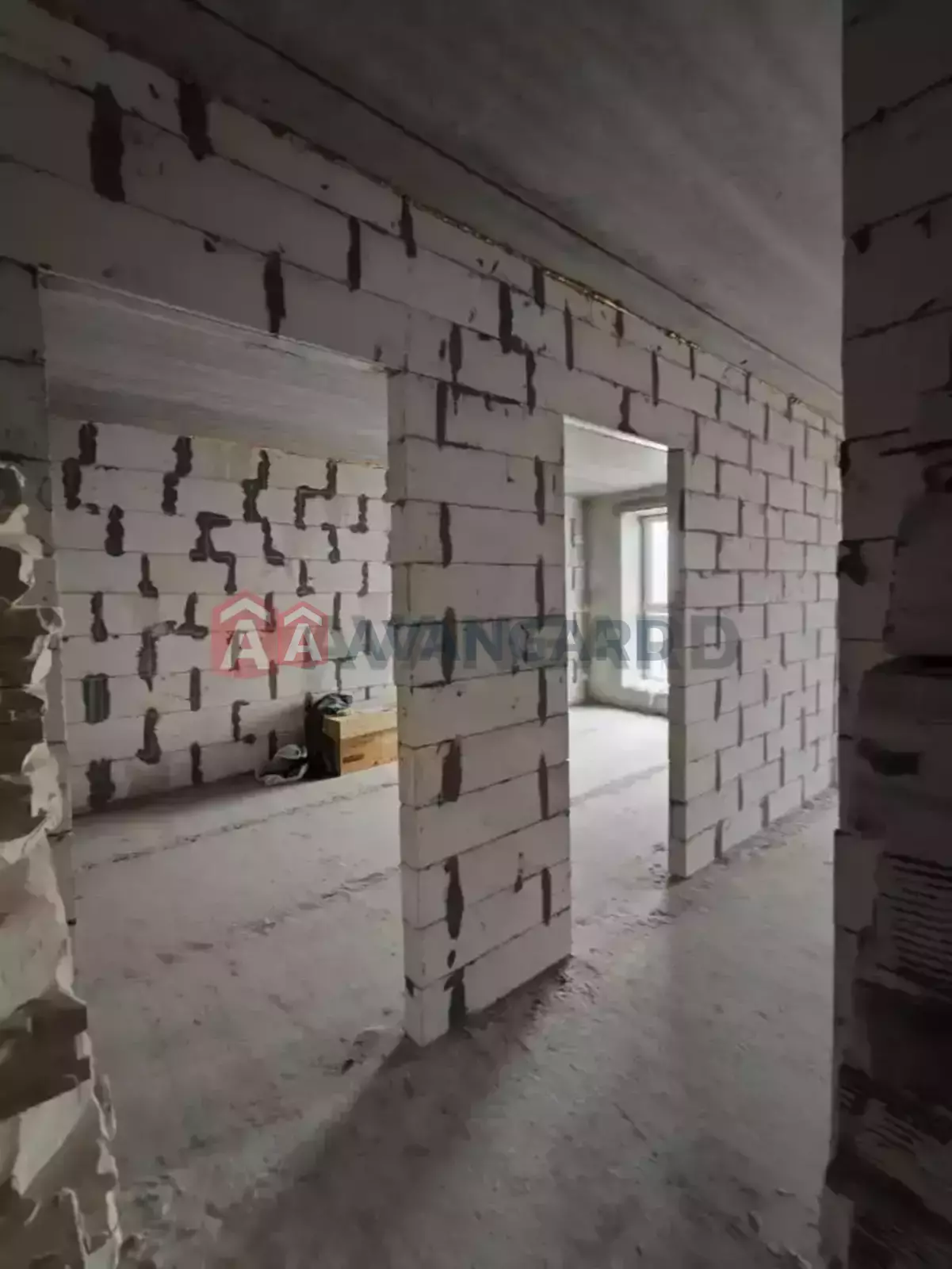 2 ��. ��������, 77/-/- ��. �., 9/9 ������ ���� 3