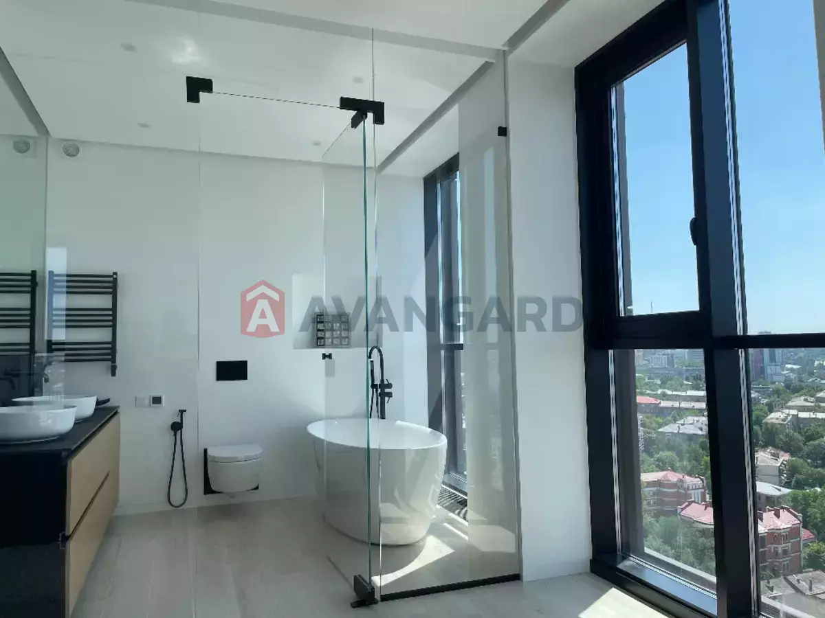 2 ��. ��������, 129/-/- ��. �., 24/26 ������ ���� 10