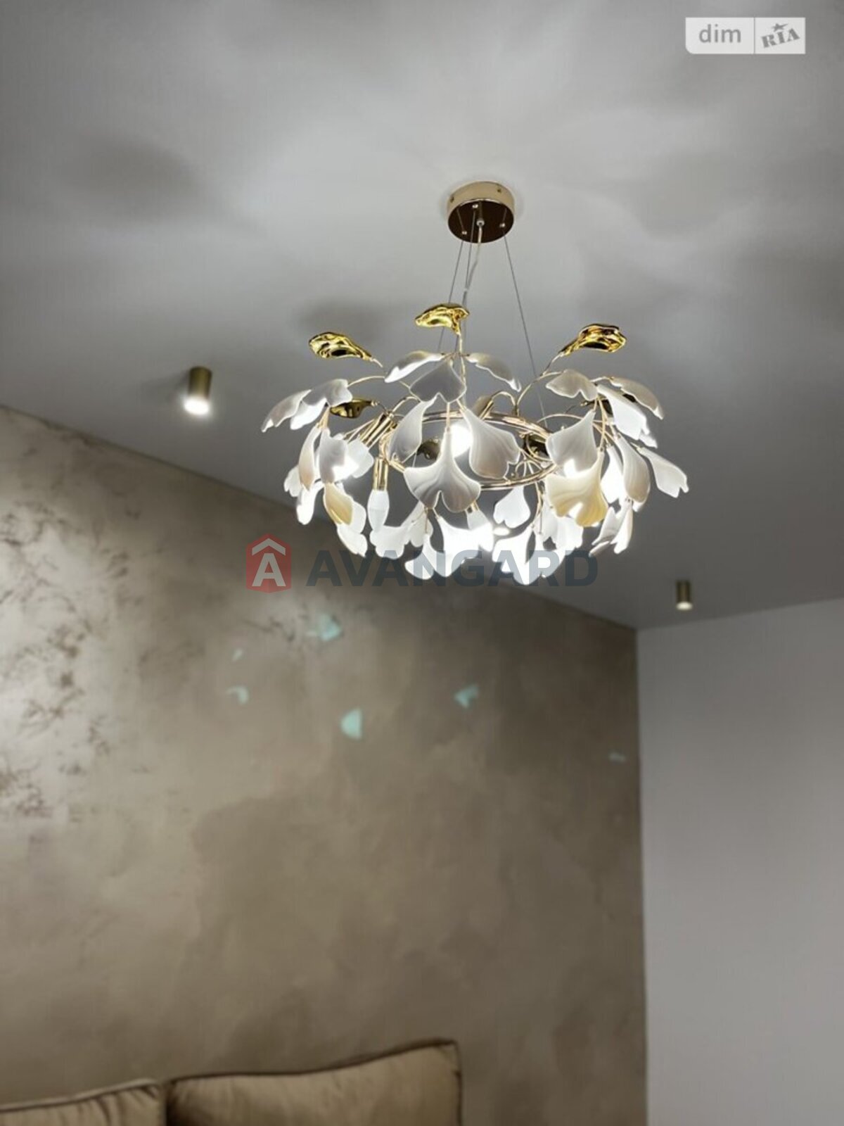 2 ��. ��������, 70/32/26 ��. �., 4/8 ������ ���� 14