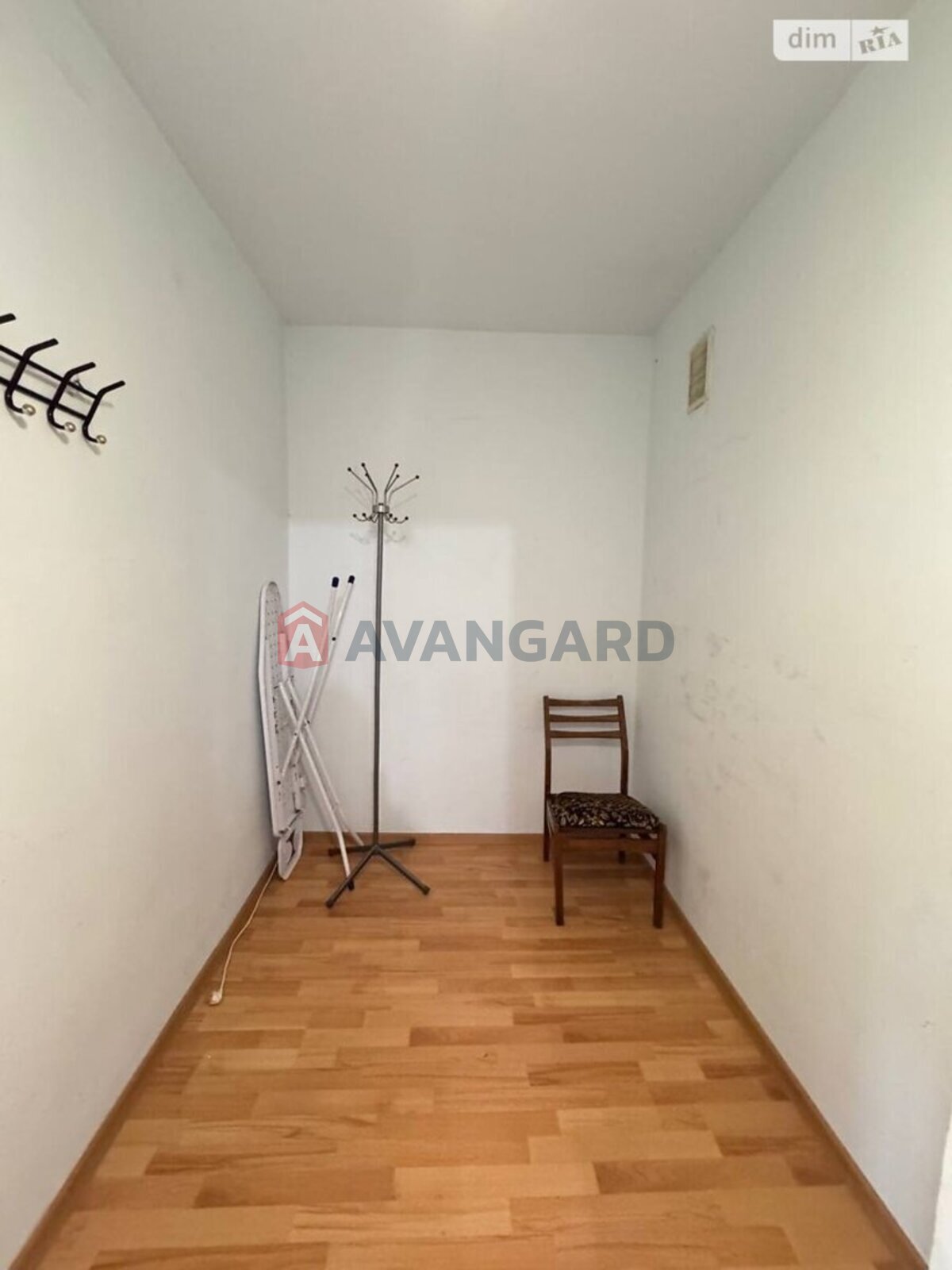 2 ��. ��������, 87/43/17 ��. �., 5/6 ������ ���� 3