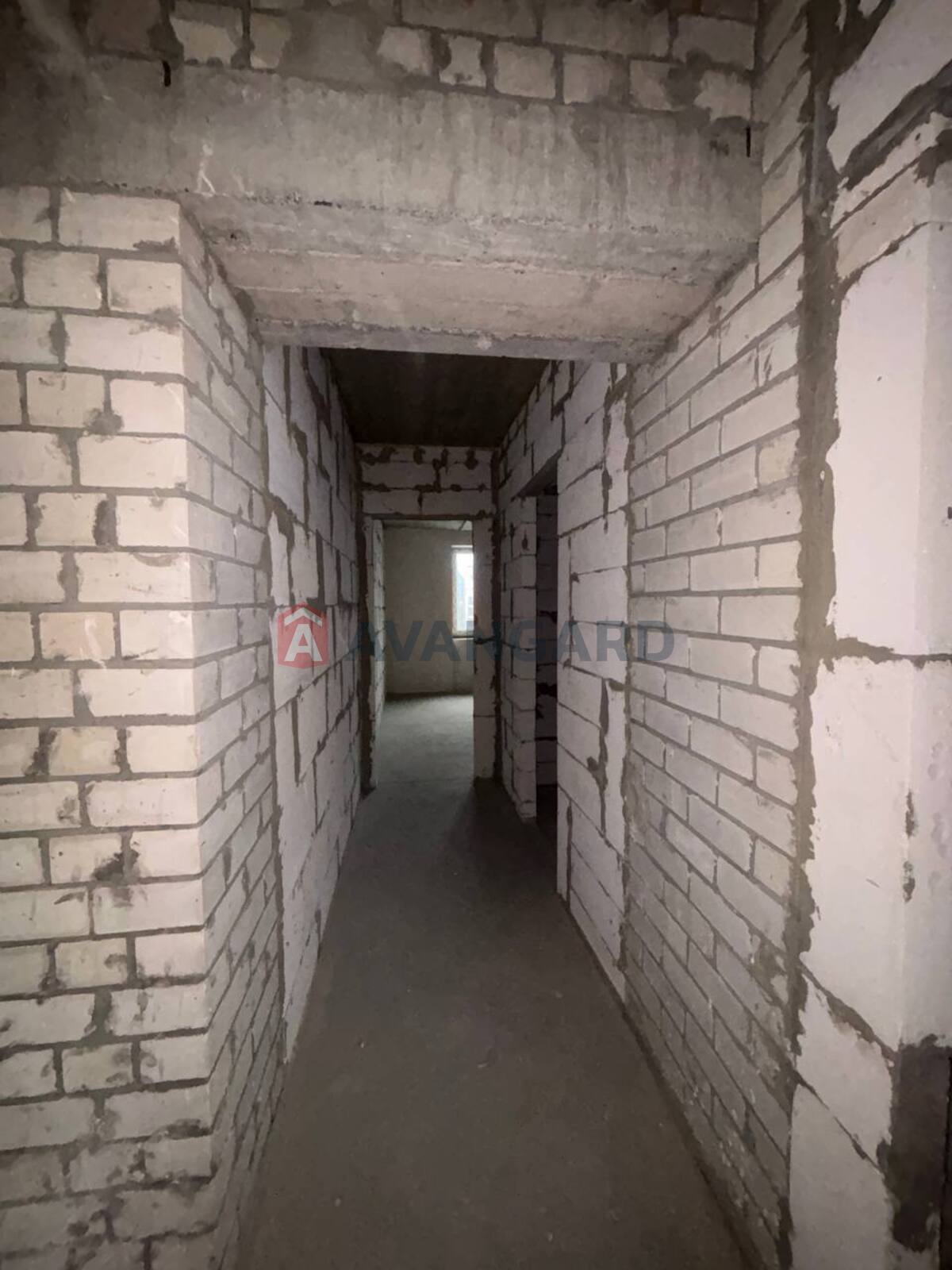 2 ��. ��������, 60,8/31,7/29,1 ��. �., 2/9 ������ ���� 4